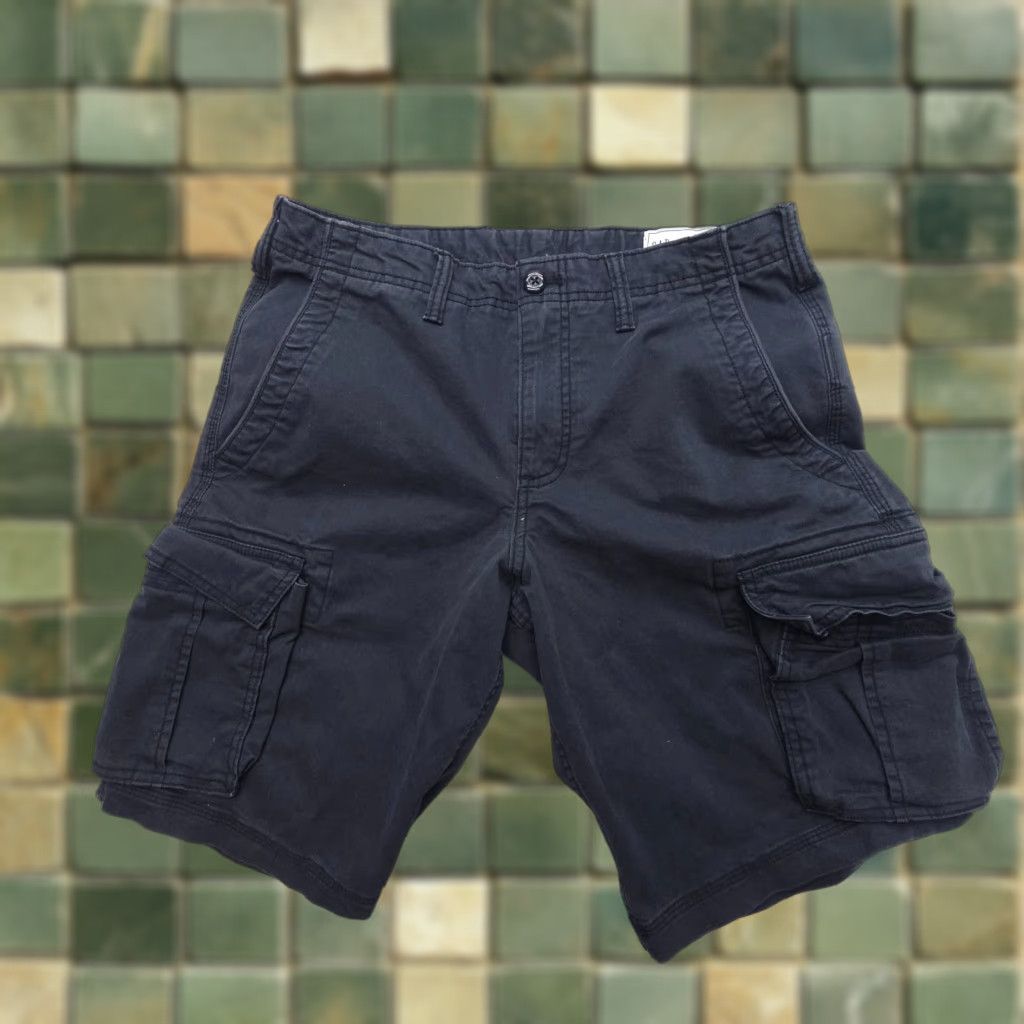 Gap Gap Cargo Short Mens 31 Gray Heavy Cotton Twill Utility Workwear 11" Inseam Pocket Size US 31 - 1 Thumbnail