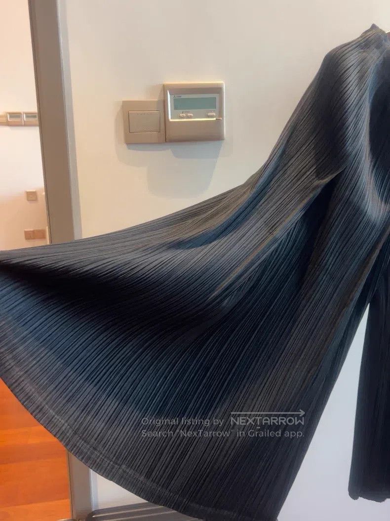 Issey Miyake Issey Miyake Versatile Black Wide-Leg Pants Size 25" / US 0 / IT 36 - 2 Thumbnail