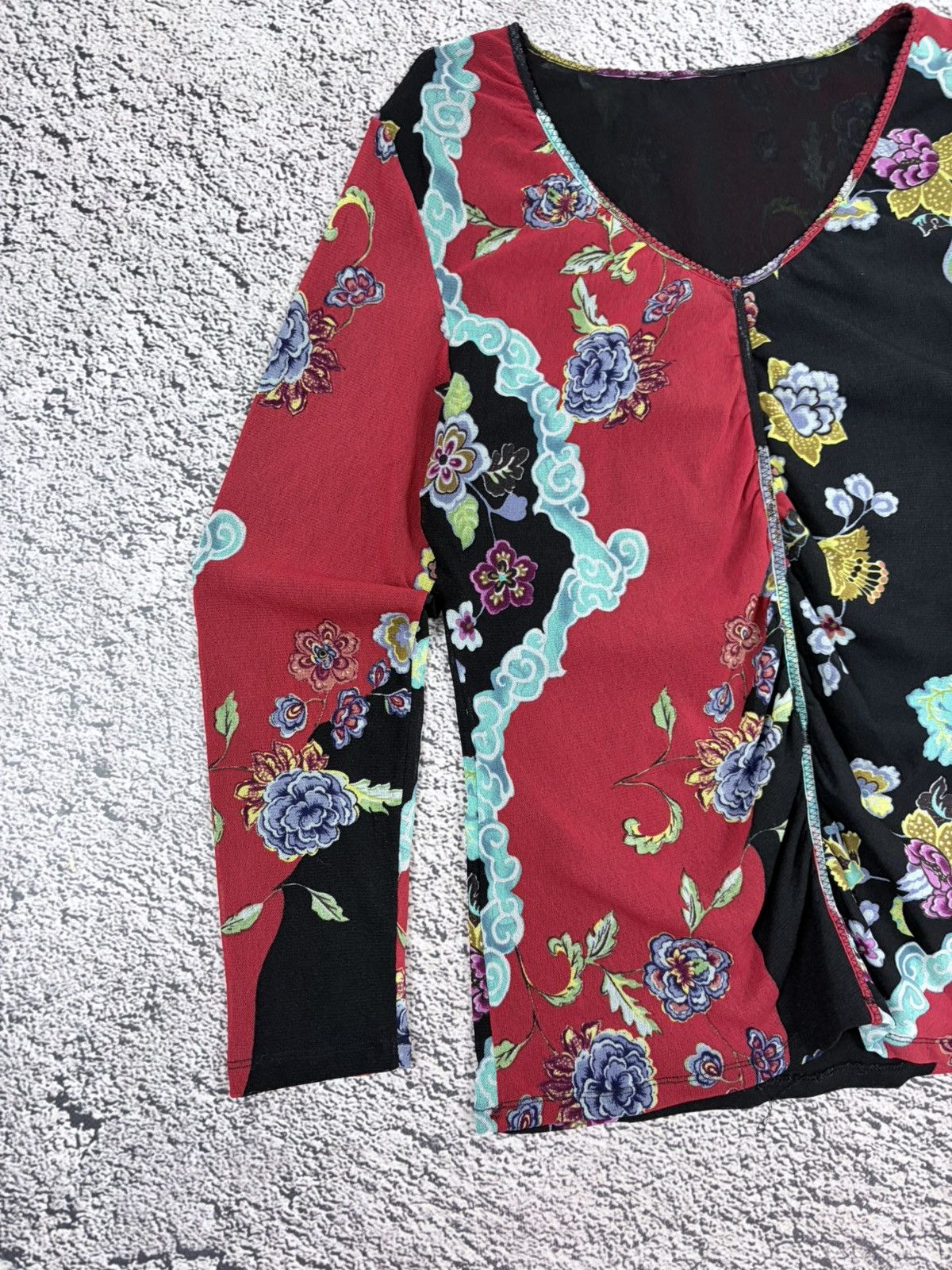 Japanese Brand Vintage Y2K Asymmetric Ruched Floral Mesh Top Japan Size L / US 10 / IT 46 - 2 Thumbnail