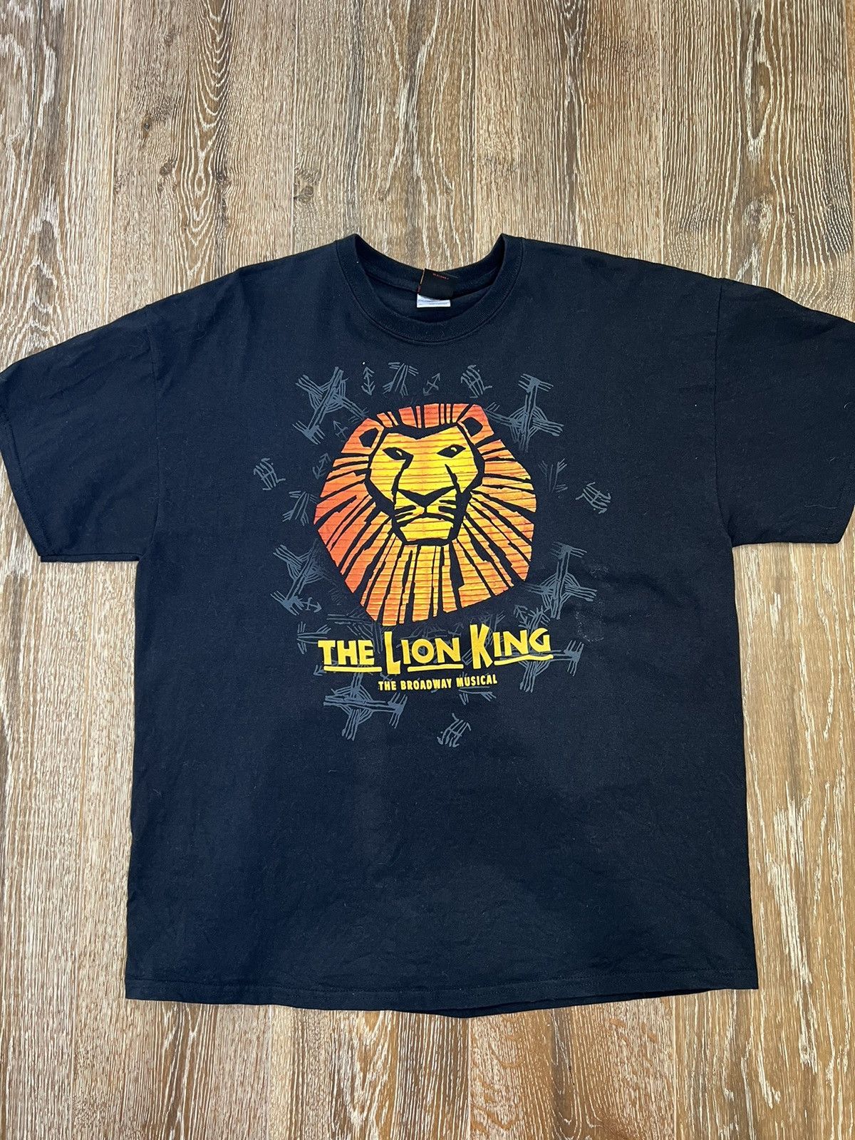 Disney Vintage disney the lion king broadway musical tee Size US XL / EU 56 / 4 - 1 Thumbnail