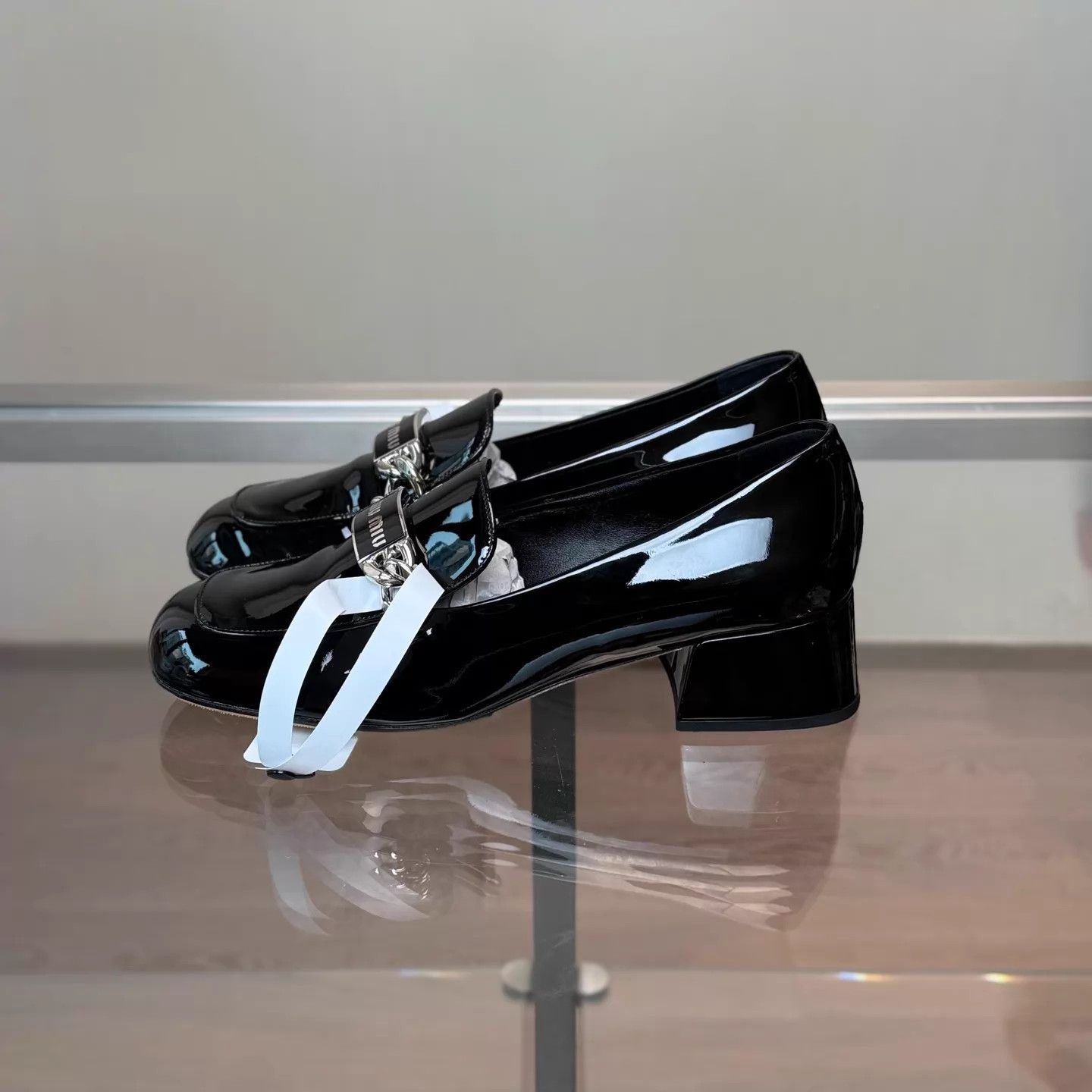 Miu Miu MIU MIU Black Patent Leather Mary Janes Size 38 Size US 7.5 / IT 37.5 - 5 Thumbnail