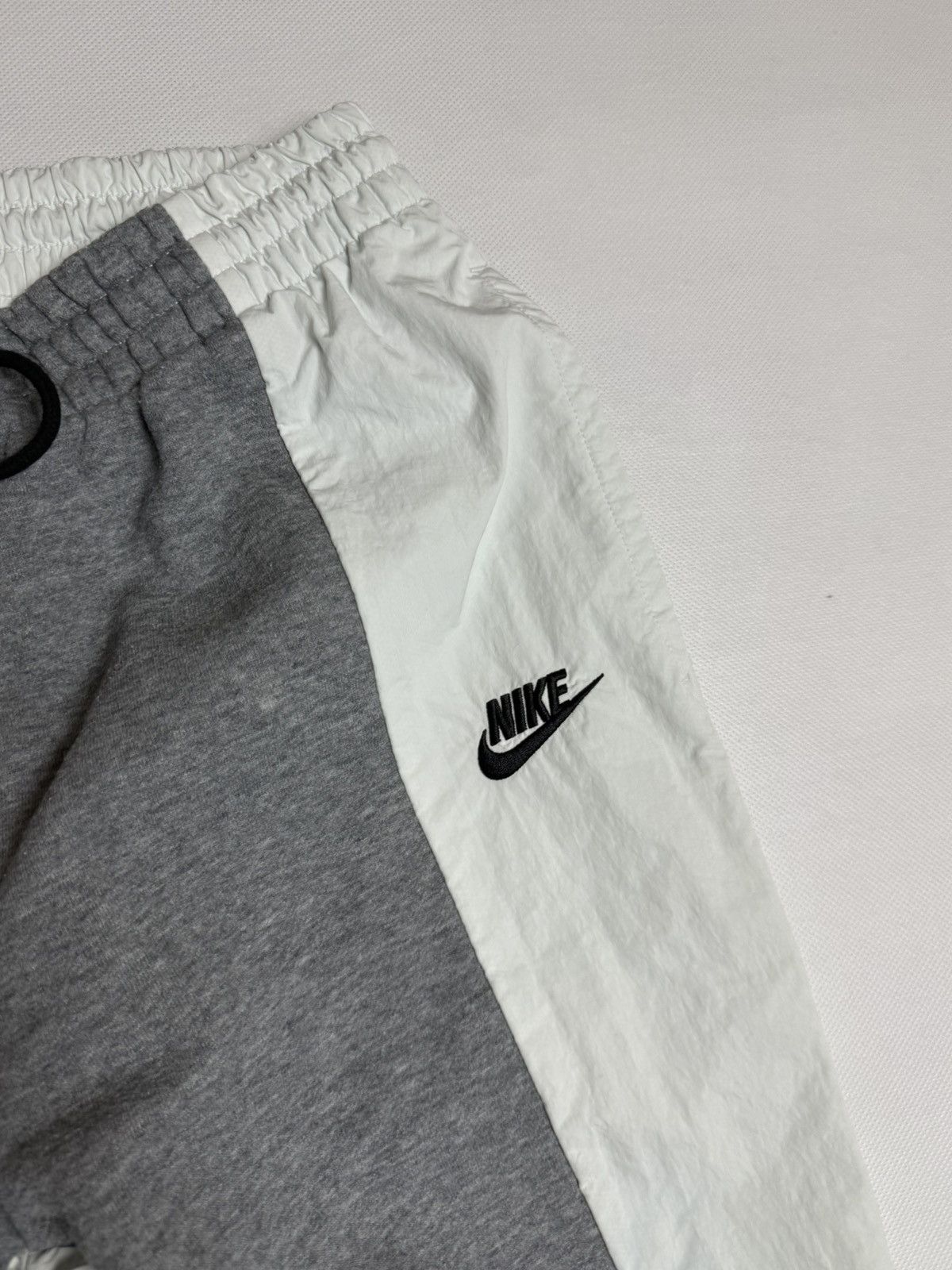 Nike Nike Sportswear Icon Clash Fleece Pants CJ2048 091 Size US 34 / EU 50 - 6 Thumbnail
