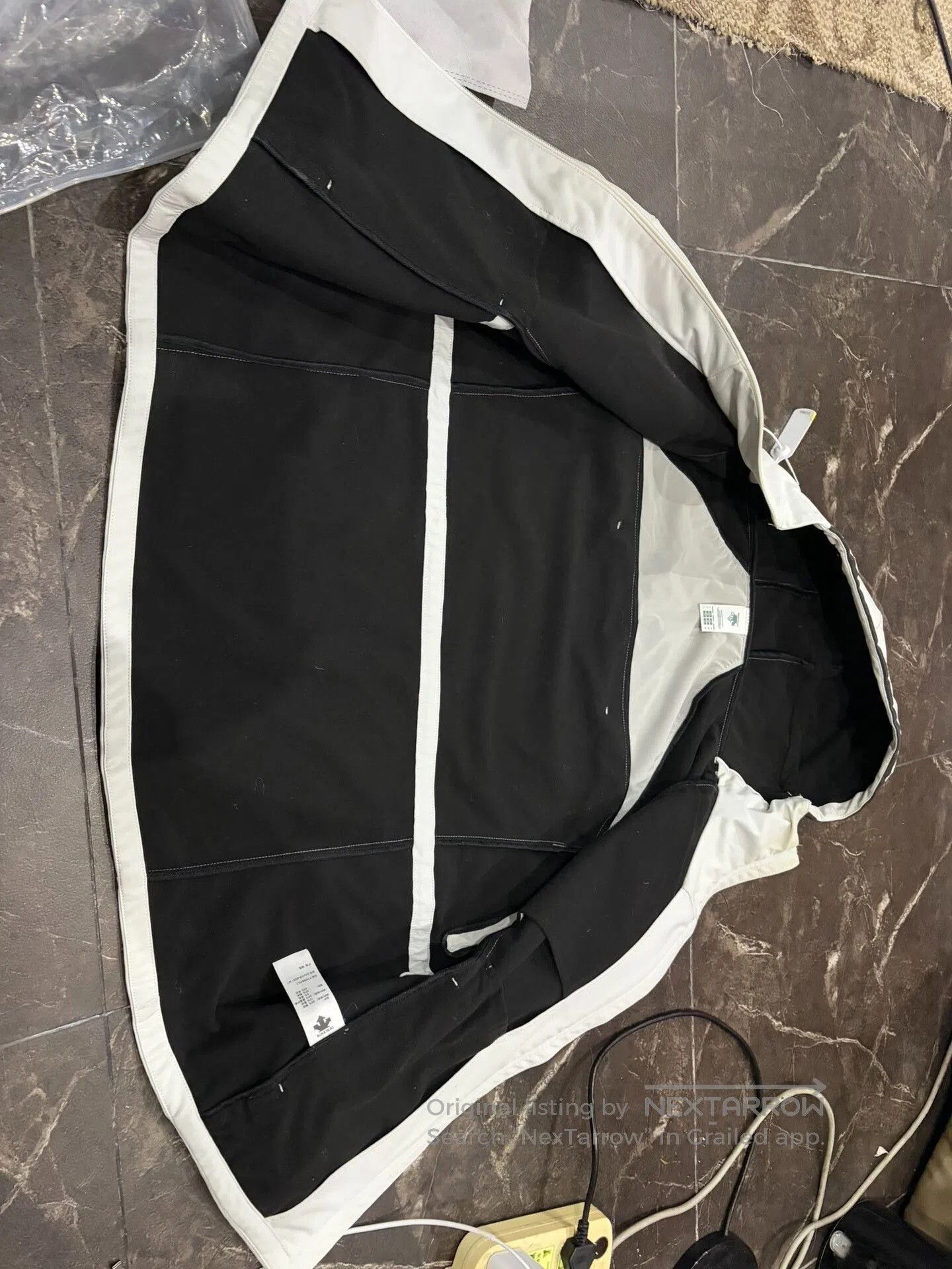 Descente Descente Women's Sports Jacket. Size L / US 10 / IT 46 - 4 Thumbnail
