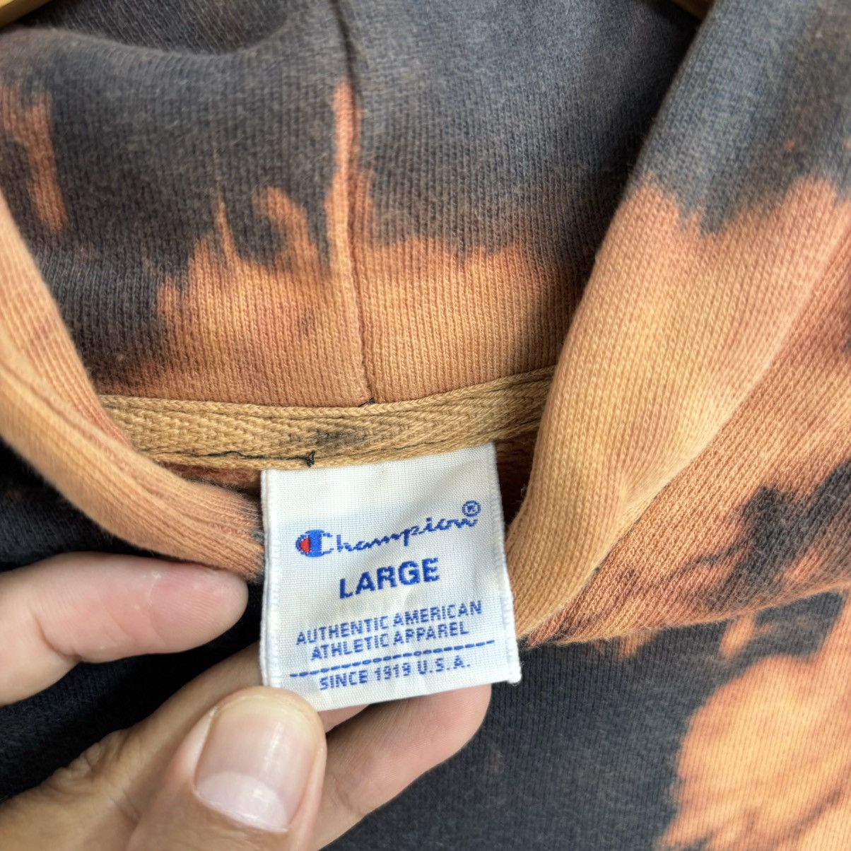 Champion Champion Tie Dye Embroidered Logo Sweatshirt Hoodie Size US L / EU 52-54 / 3 - 9 Thumbnail