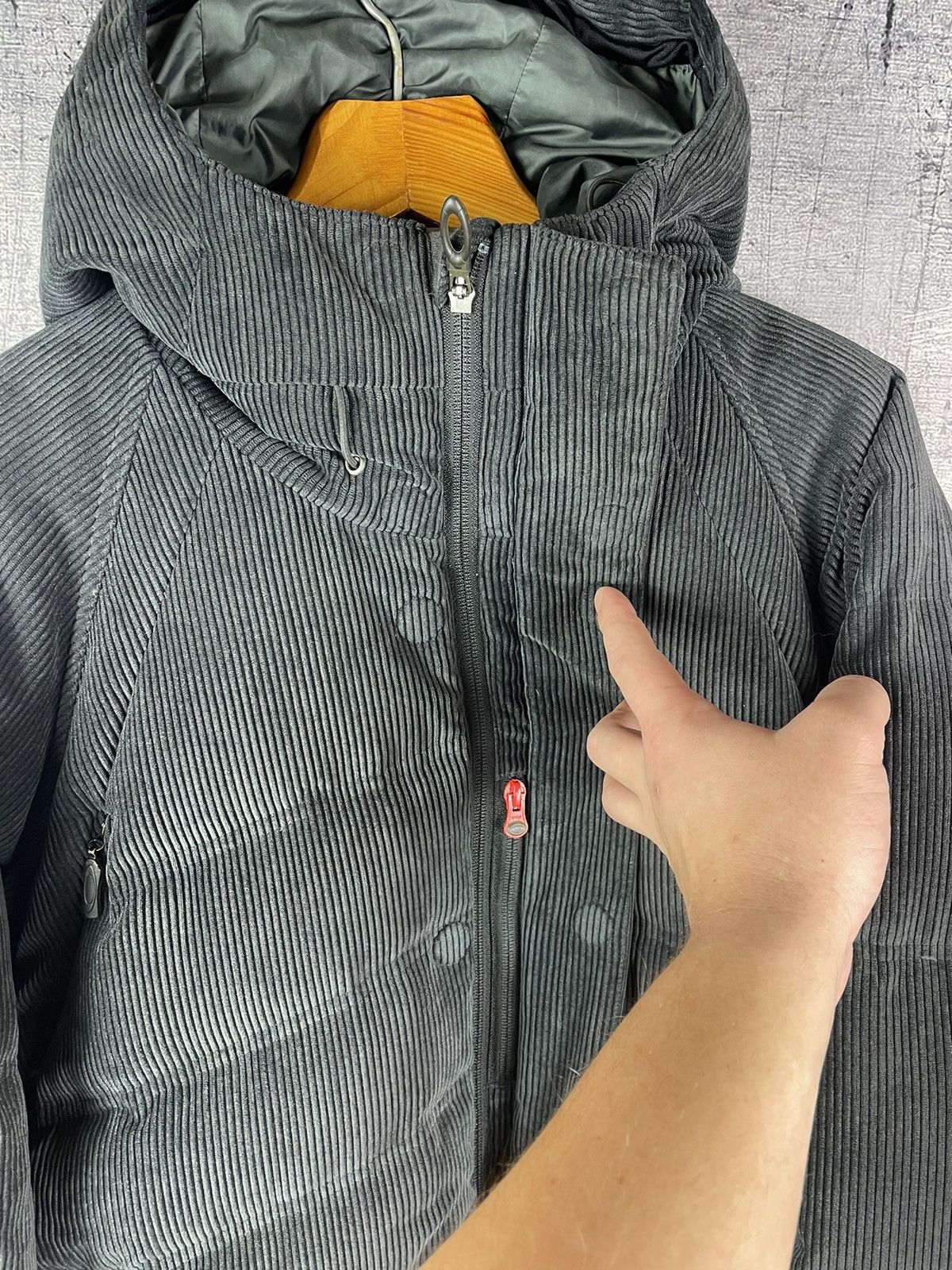Oakley 2008 Oakley Ventilated Corduroy Puffer Jacket Size US L / EU 52-54 / 3 - 7 Thumbnail