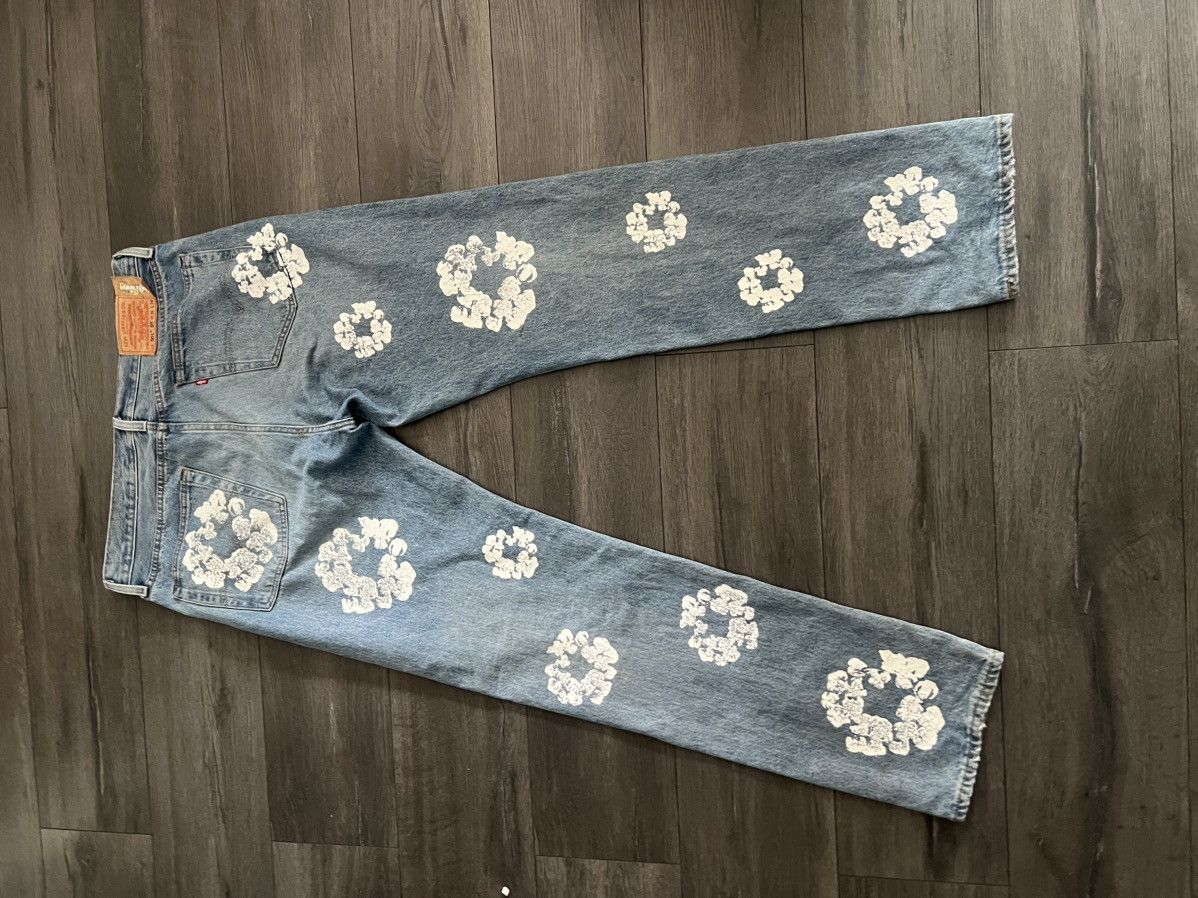 DENIM TEARS × Levi's Denim Tears Cotton Wreath Print Straight Leg Jeans Size US 36 / EU 52 - 4 Thumbnail