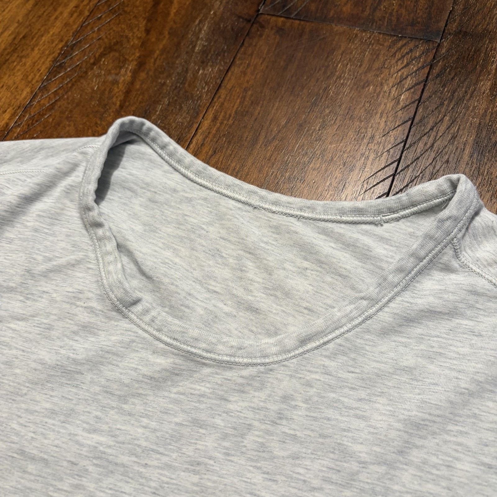 Lululemon Lululemon Shirt Mens Medium Gray Tech Short Sleeve Raglan Size US M / EU 48-50 / 2 - 4 Thumbnail