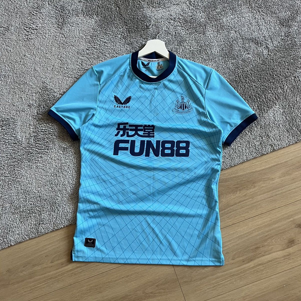 Other Newcastle United 2021/2022 Soccer Jersey Hype Size US M / EU 48-50 / 2 - 1 Thumbnail