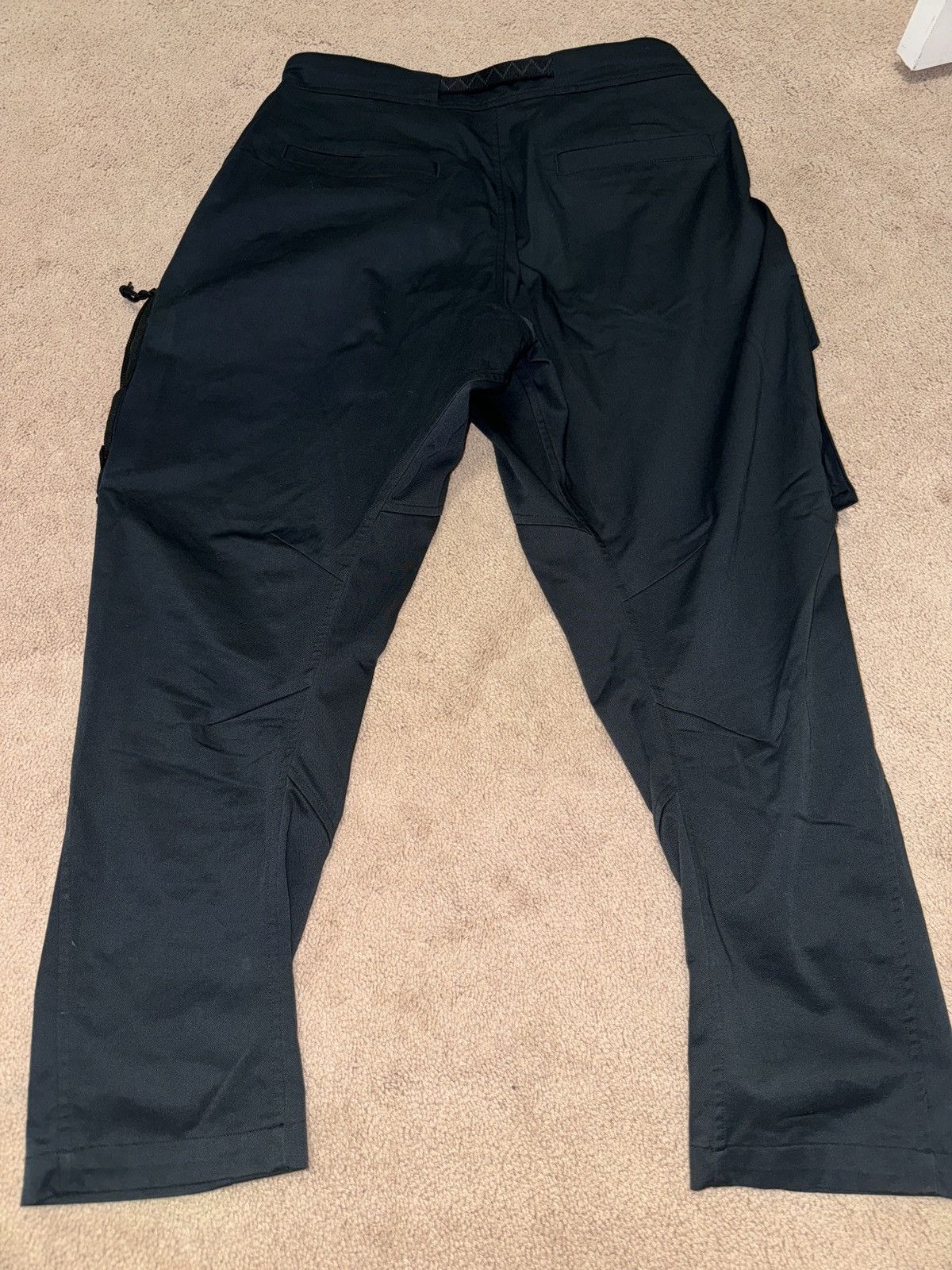 Nike × Nike ACG NIKE ACG NikeLab Lab Black Woven Cargo Pants CD7646-010 Size US 32 / EU 48 - 10 Thumbnail