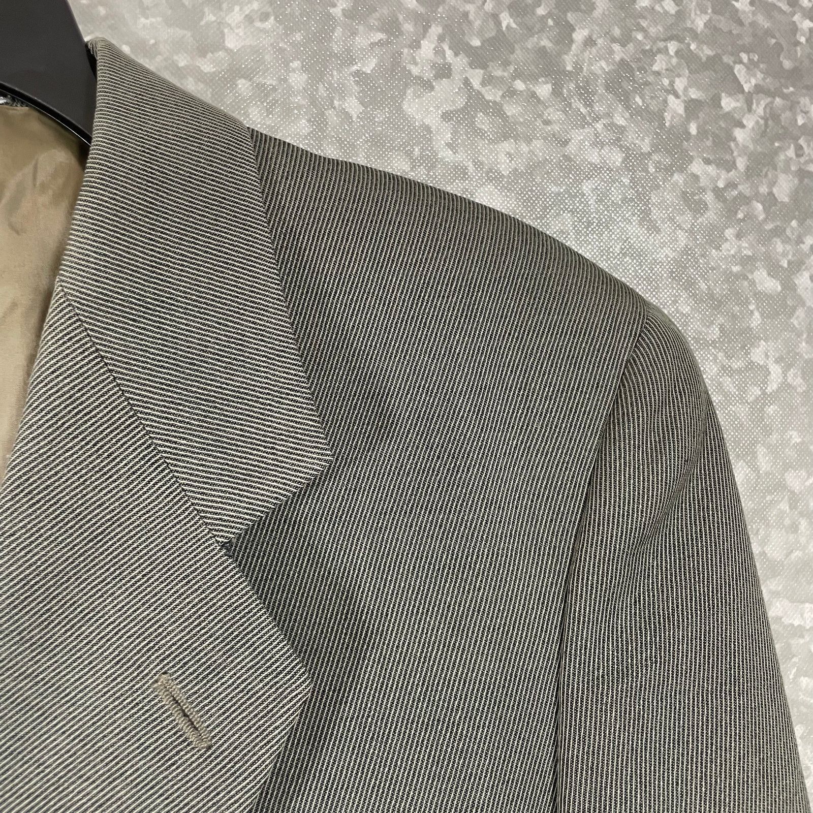 Giorgio Armani Giorgio Armani Men's Gray Single Breasted Wool Sports Coat Size 46R - 2 Thumbnail