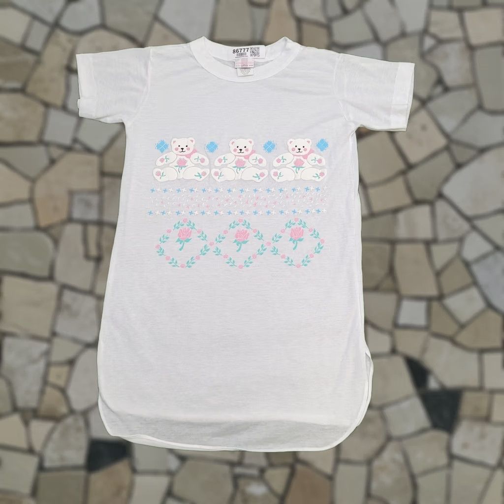 Vintage VINTAGE Shirt Teens Large 18x28 Baggy USA Bear Flower 80s Graphic Tee Size L / US 10 / IT 46 - 1 Thumbnail