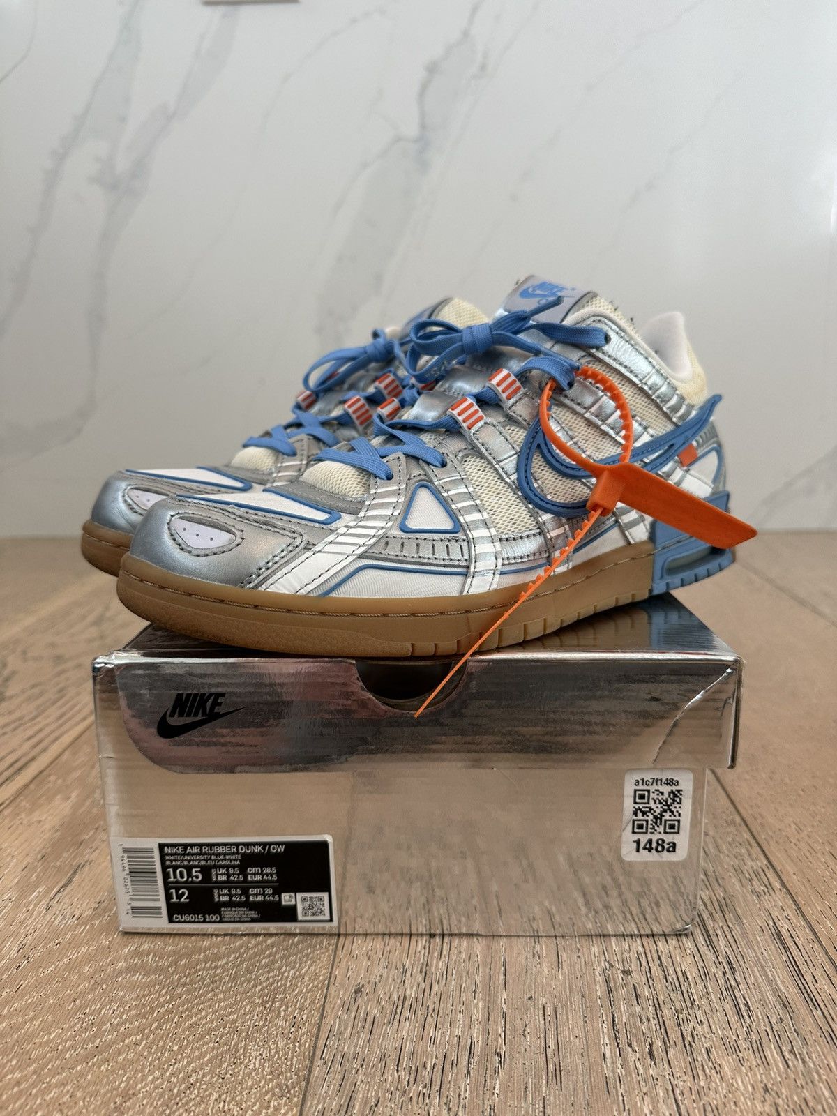 Nike × Off-White Nike Air Rubber Dunk Off-White UNC Size US 10.5 / EU 43-44 - 1 Thumbnail