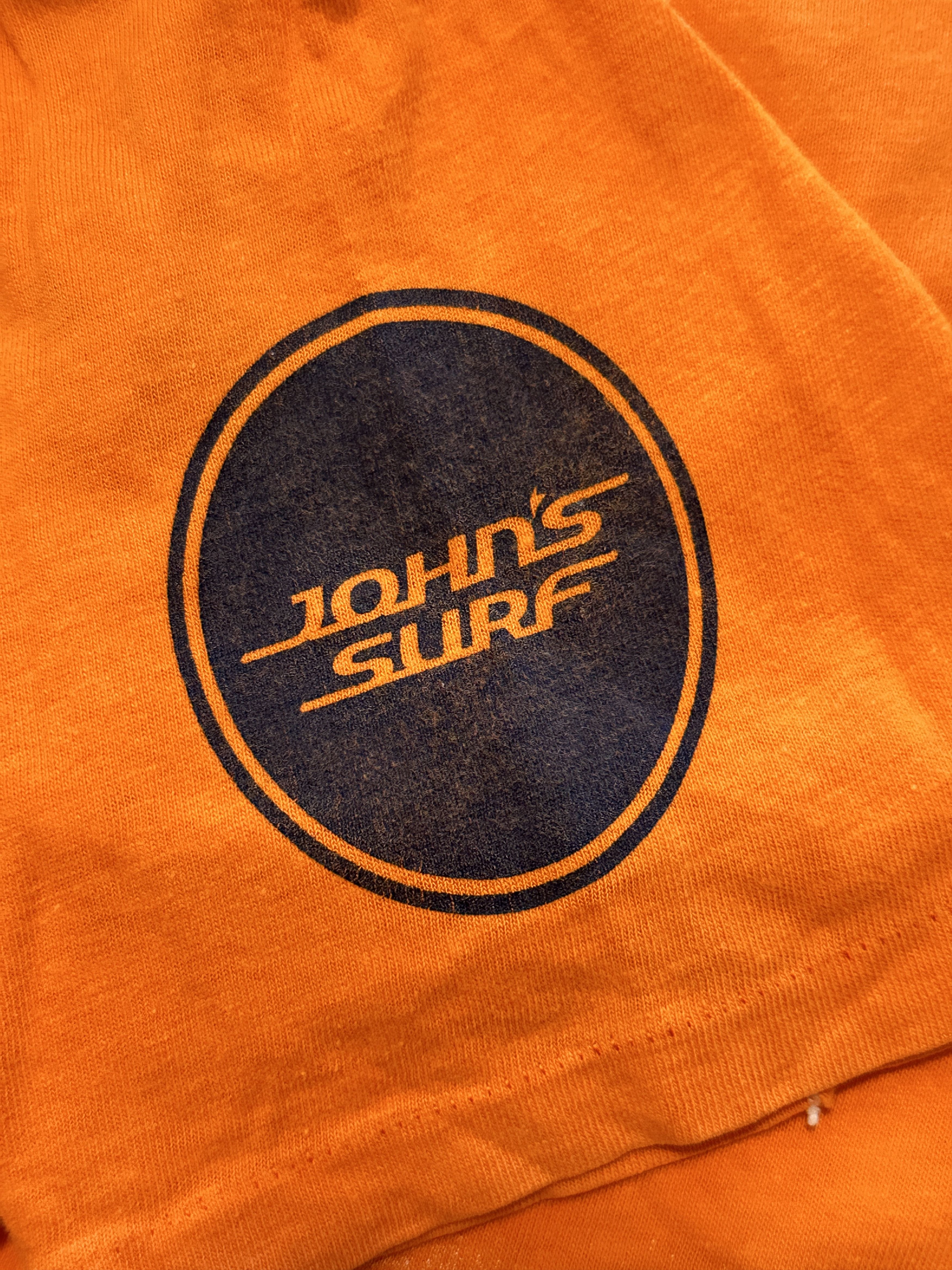 Hanes 80s Vintage Surf Tshirt - John's Surf Hawaii Size US M / EU 48-50 / 2 - 3 Thumbnail
