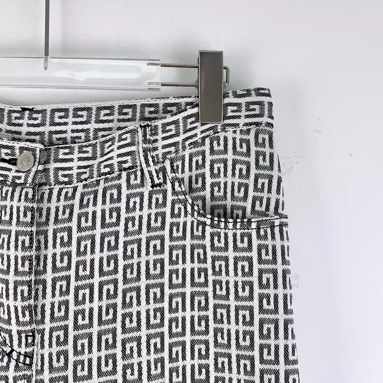 Givenchy Givenchy Black and White Logo Full Print Cotton Casual Lon Size US 28 / EU 44 - 3 Thumbnail