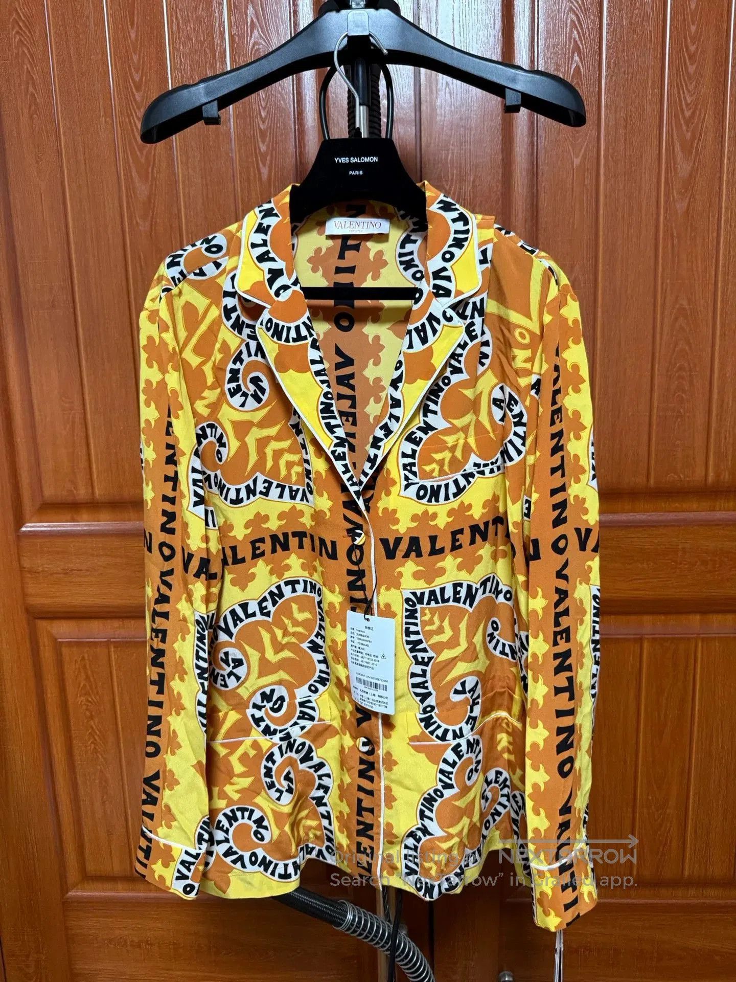 Valentino Valentino Silk Printed Shirt. Size US M / EU 48-50 / 2 - 1 Thumbnail