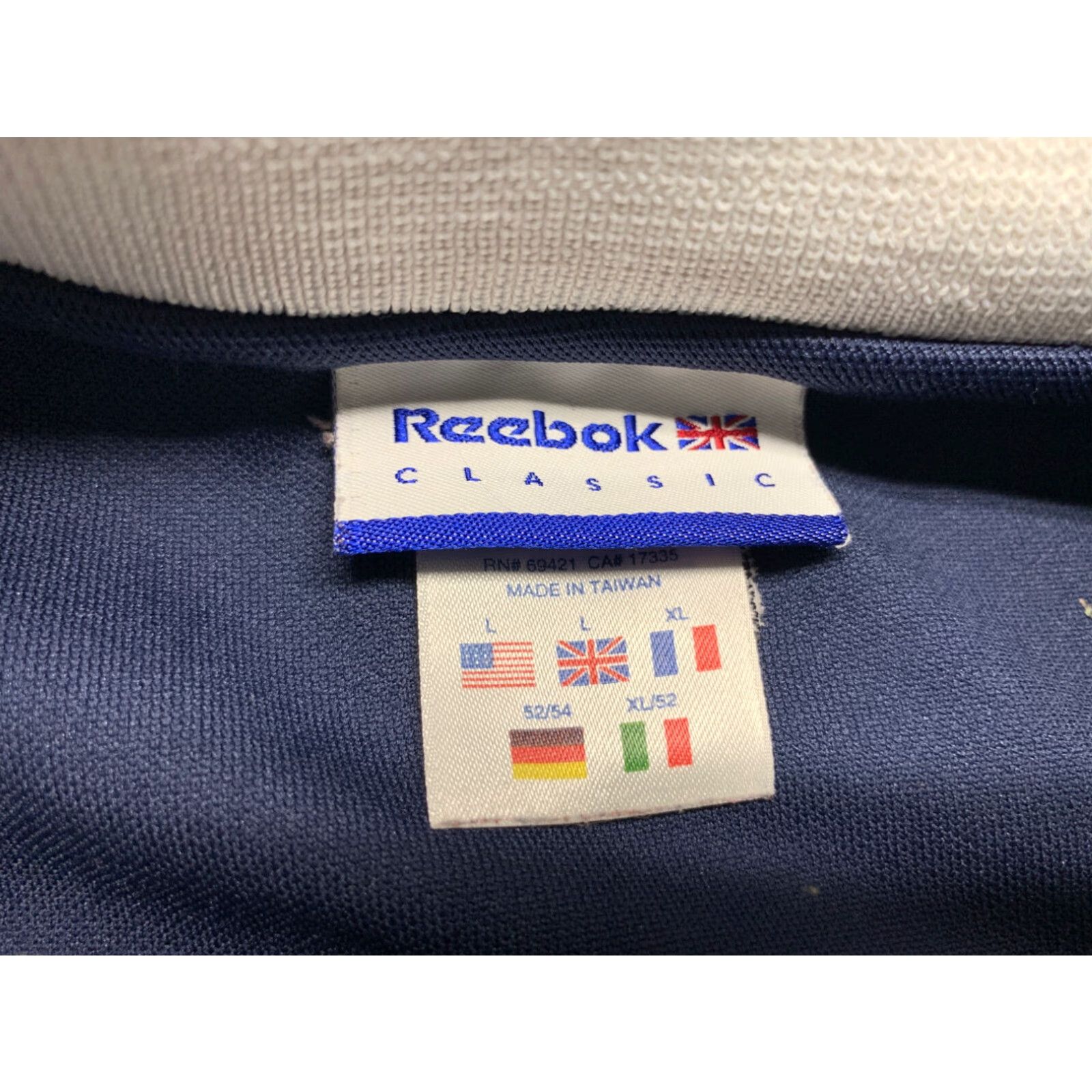 Reebok VINTAGE Reebok Classic Track Jacket British Flag Short Sleeve Full Zip Blue Mens Large Size US 33 - 6 Thumbnail