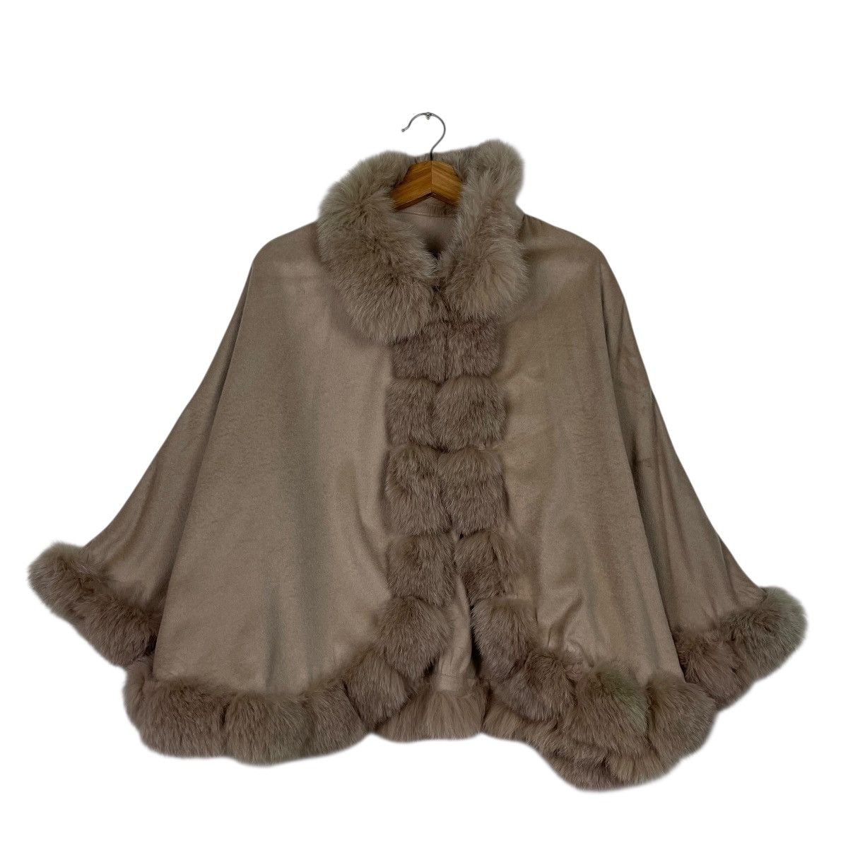 Other Saga Furs Women Jacket Size M / US 6-8 / IT 42-44 - 1 Thumbnail
