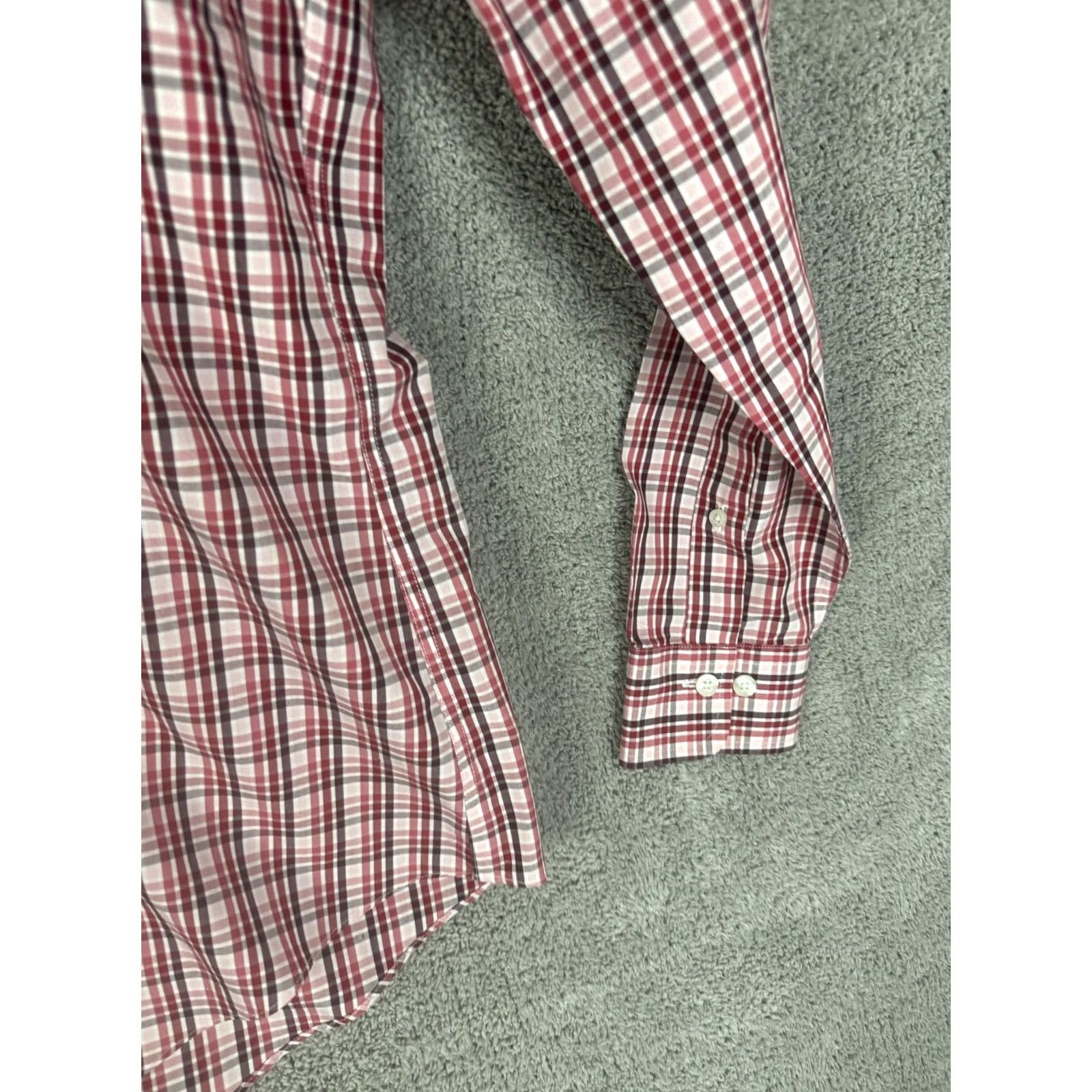 Brooks Brothers VINTAGE Brooks Brothers Shirt Mens Small Red Plaid Non Iron Supima Cotton Button Down Size US S / EU 44-46 / 1 - 3 Thumbnail