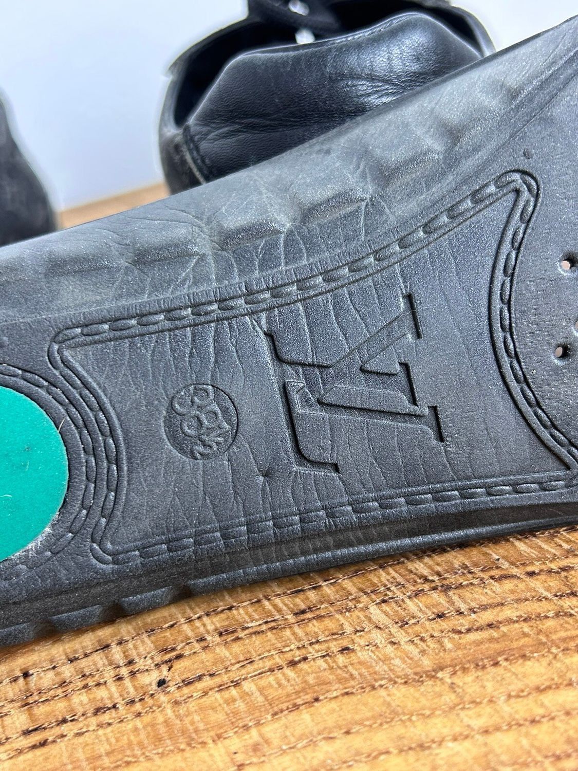 Louis Vuitton Louis Vuitton Denim And Leather Monogram Low Top Sneakers Size US 7.5 / IT 37.5 - 19 Thumbnail