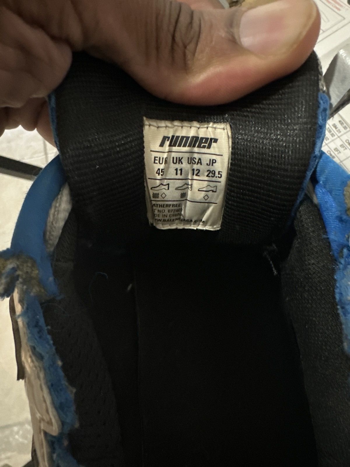 Balenciaga Balenciaga runner sneakers Size US 12 / EU 45 - 7 Thumbnail