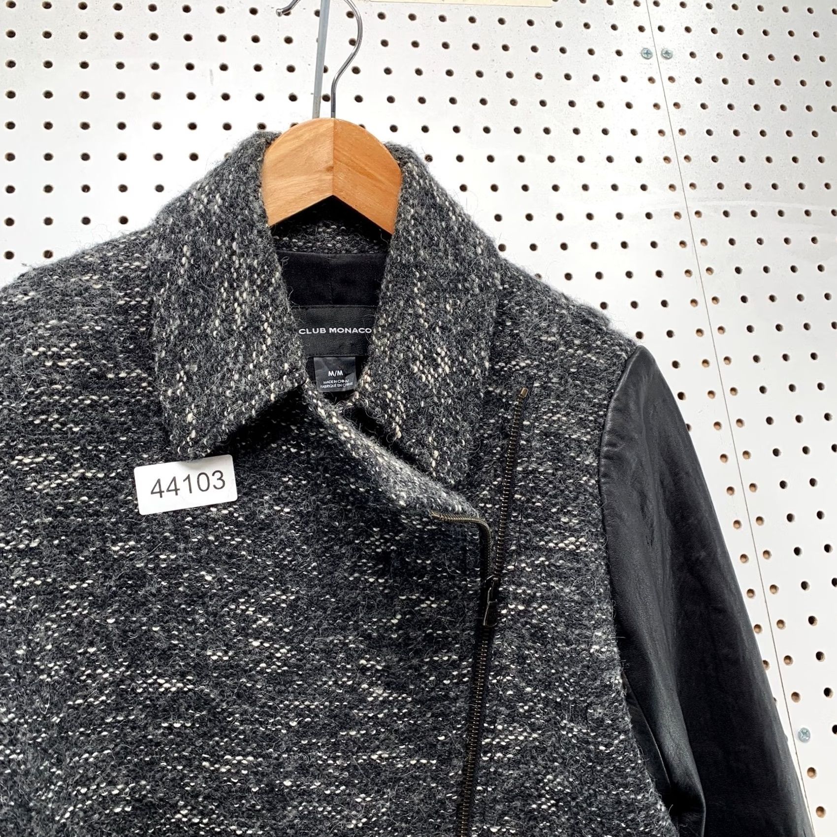 Club Monaco Club Monaco Wool Lamb Leather Sleeve Zip Coat Womens Medium Gray Alpaca Blend Coat Size M / US 6-8 / IT 42-44 - 6 Thumbnail