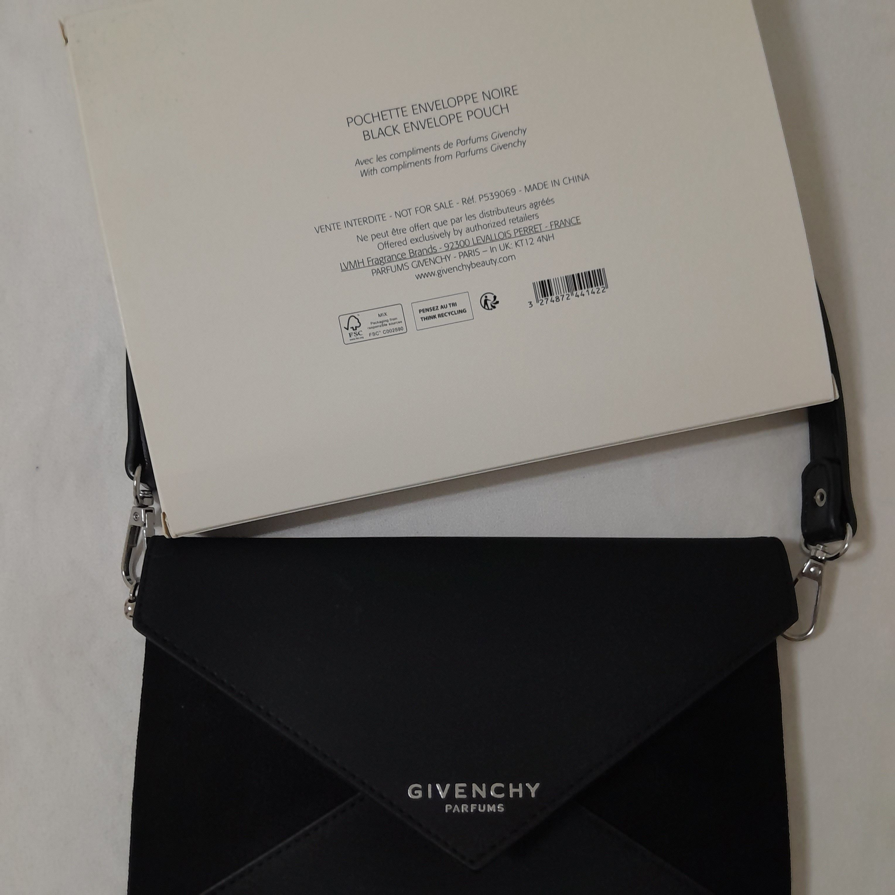 Givenchy Givenchy Black Envelope Bag with added Handle Size ONE SIZE - 7 Thumbnail