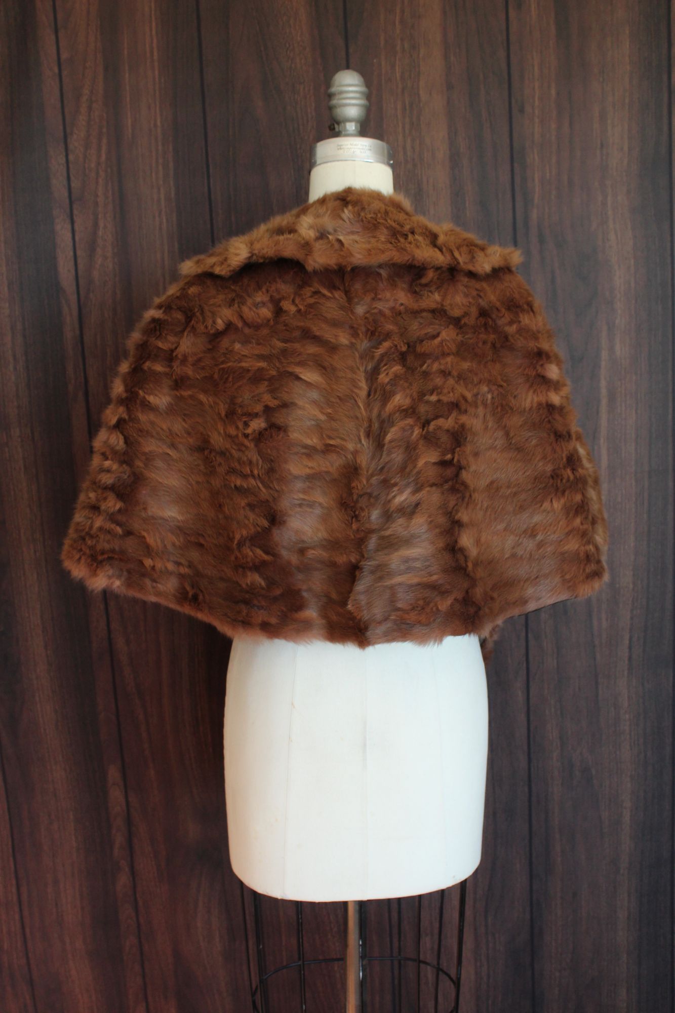 Vintage Vintage 1950s Fur Wrap, Formal Evening Shawl Size ONE SIZE - 10 Thumbnail