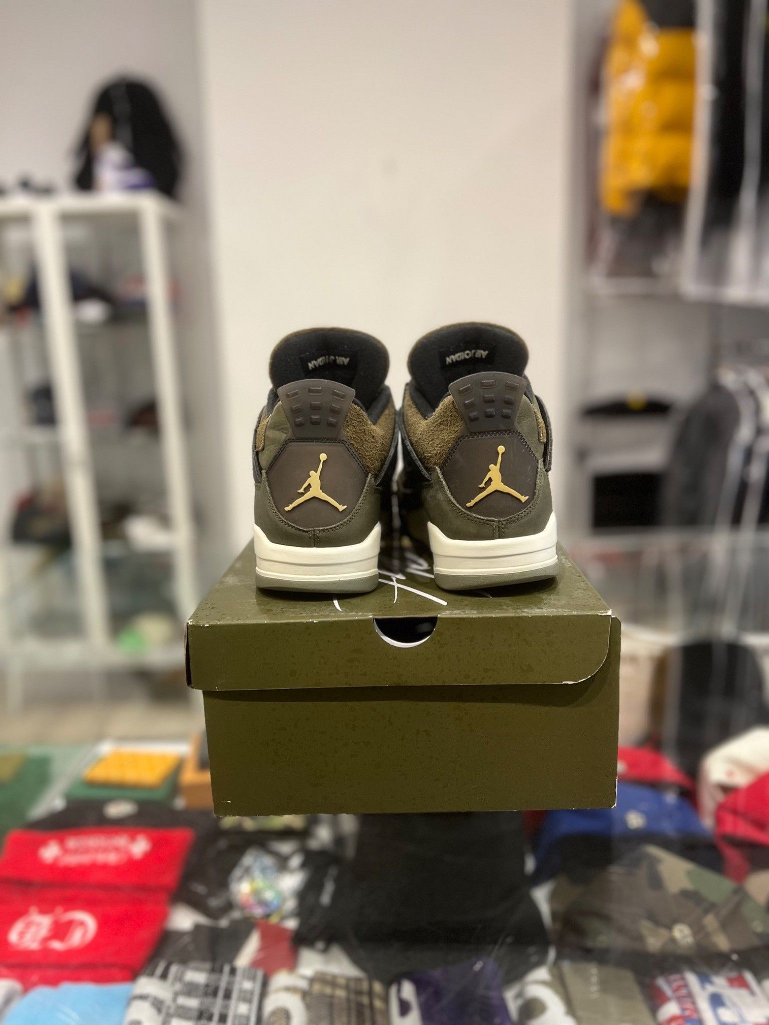 Jordan Brand Jordan 4 SE Craft Medium Olive Size US 10 / EU 43 - 4 Thumbnail