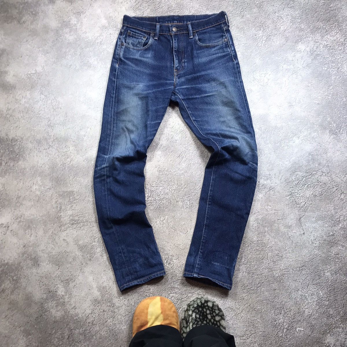 Vintage Vintage 90s Levi's Faded Baggy Jeans Grunge Skate Logo 31 Size US 31 - 3 Thumbnail