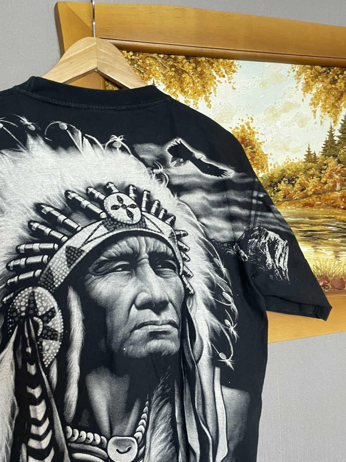 Vintage Vintage Cropped Single Stitch Native American T-shirt Size US L / EU 52-54 / 3 - 10 Thumbnail