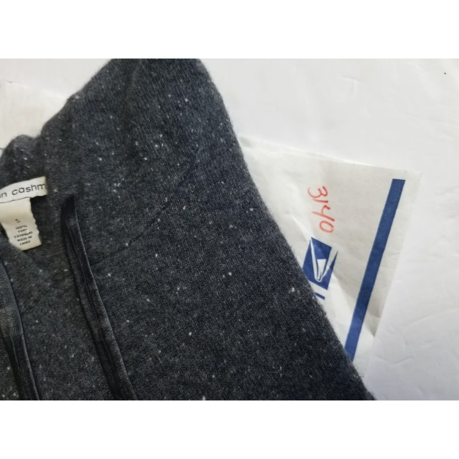 Autumn Cashmere VINTAGE AUTUMN 100% CASHMERE Hooded Hi Lo Hem Sweater Womens Small Gray Size S / US 4 / IT 40 - 8 Thumbnail