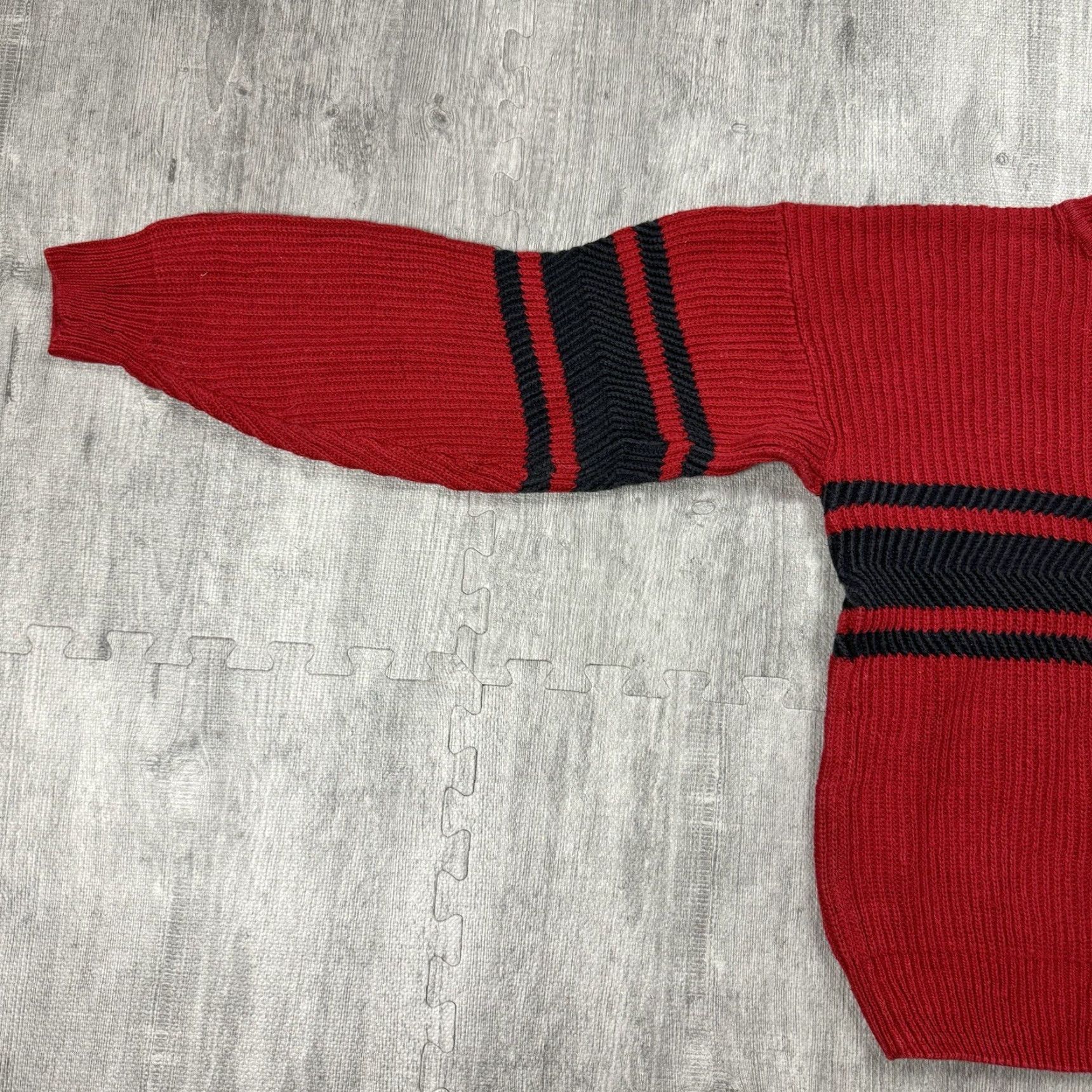 Vintage VINTAGE 80s 90s Red Striped Cotton Crew Neck Sweater Mens Large Preppy Nautical Size US L / EU 52-54 / 3 - 4 Thumbnail