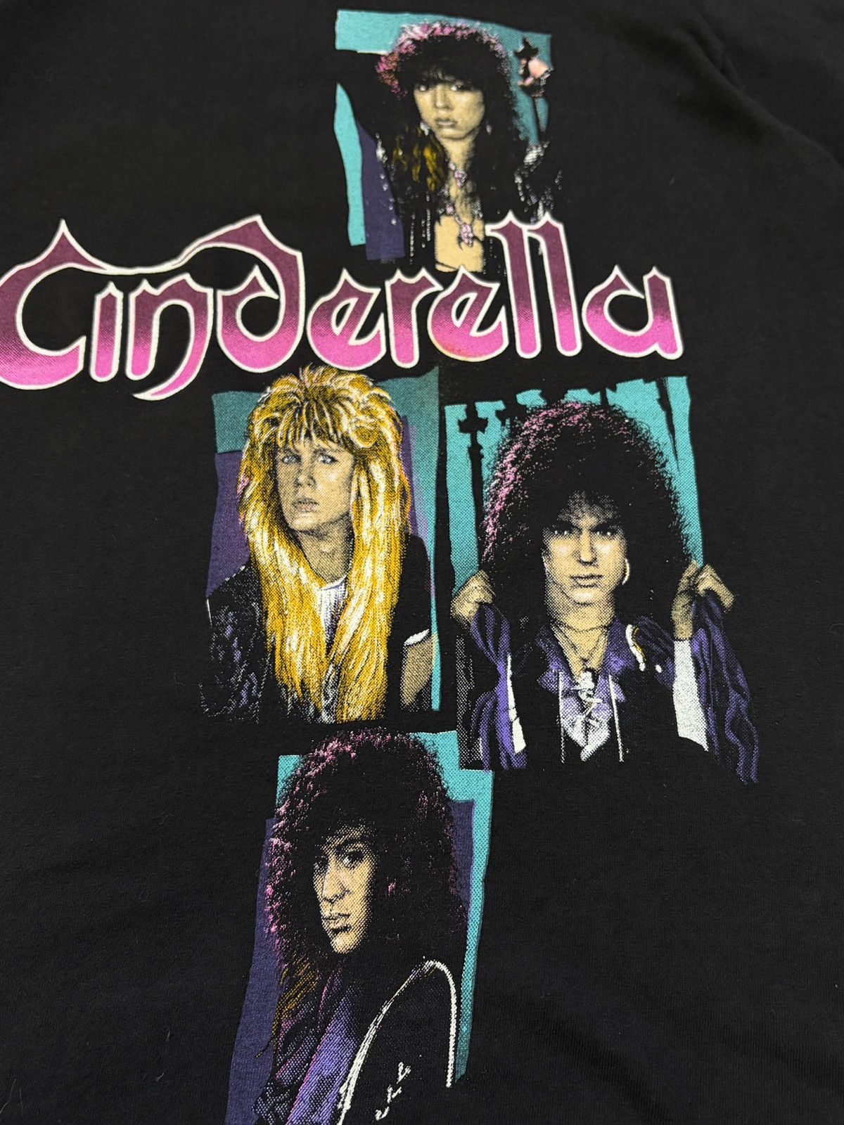 Vintage Vintage Cinderella Band Shakes Europe Tour T-Shirt Medium Size US M / EU 48-50 / 2 - 5 Thumbnail