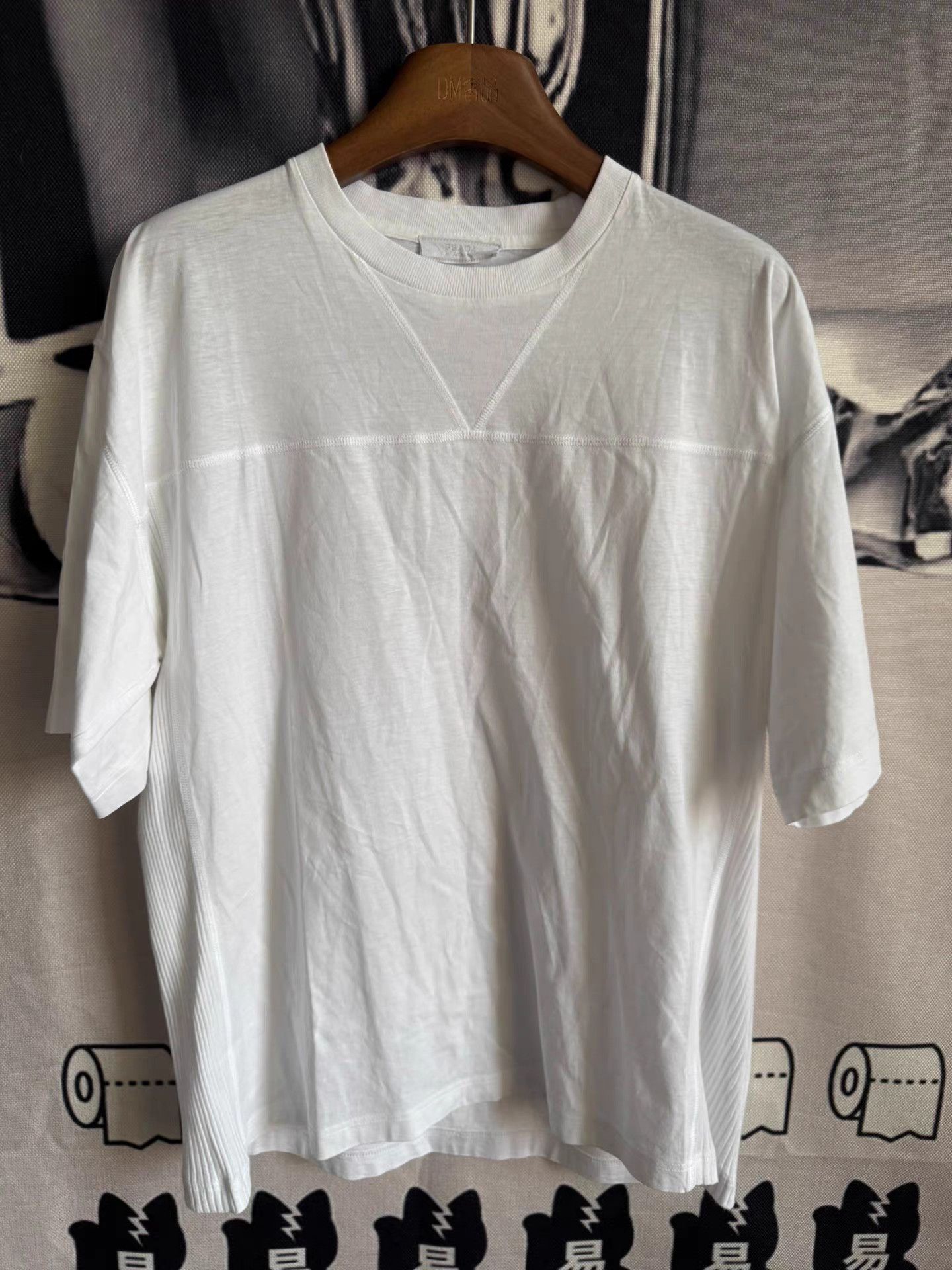 Prada PRADA Solid Crew Neck Short Sleeve T-Shirt K13 Size US M / EU 48-50 / 2 - 1 Thumbnail