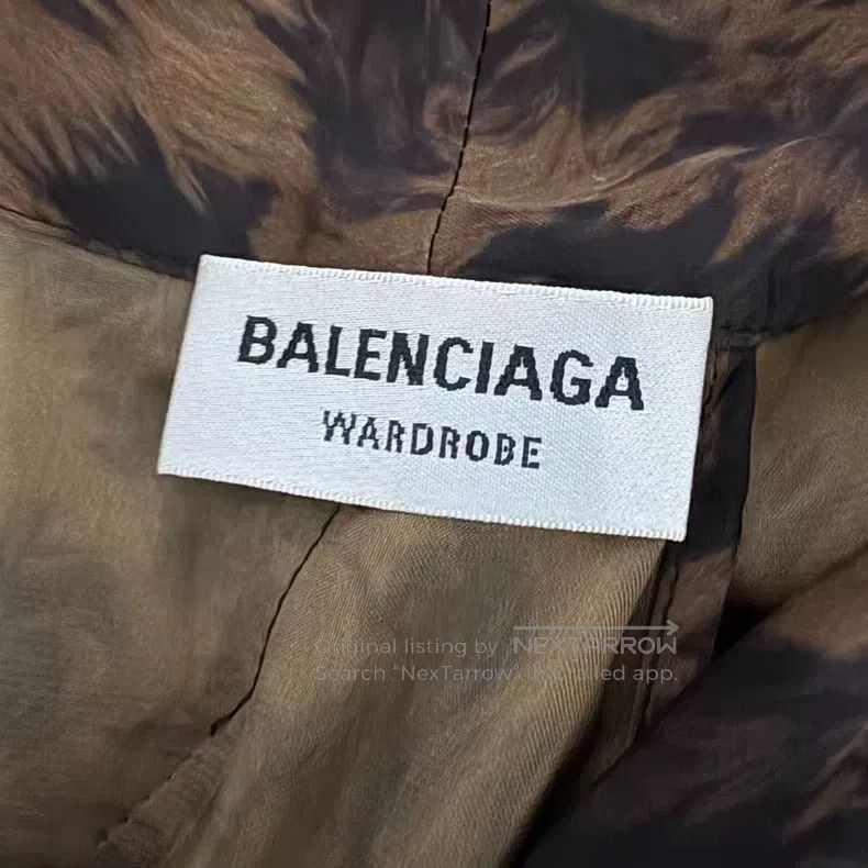 Balenciaga Balenciaga Long Sleeve Shirt with Leopard Print Bow Tie Size XXS / US 00 / IT 34 - 3 Thumbnail