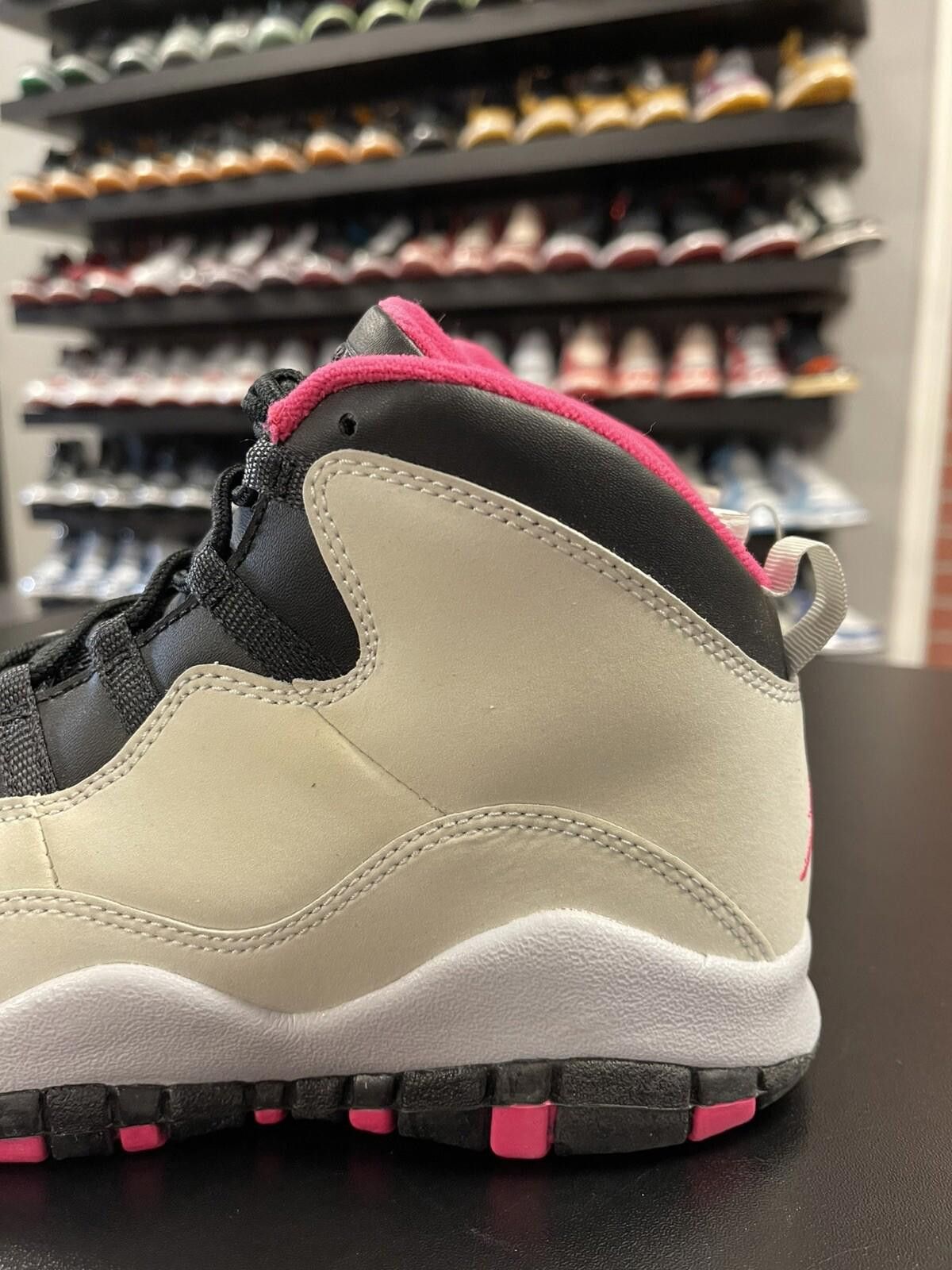 Jordan Brand Size 6.5y - Jordan 10 Retro Vivid Pink (GS) 487211-008 Size US 6.5 / EU 39-40 - 5 Thumbnail