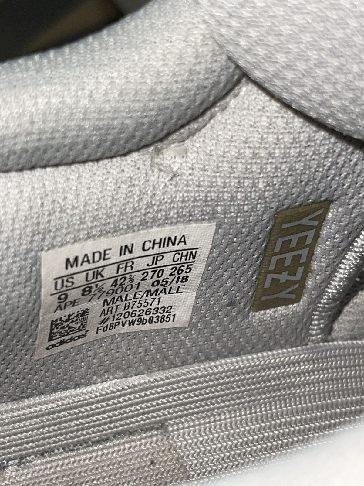 Adidas Yeezy Boost 700 OG Waverunner 2017