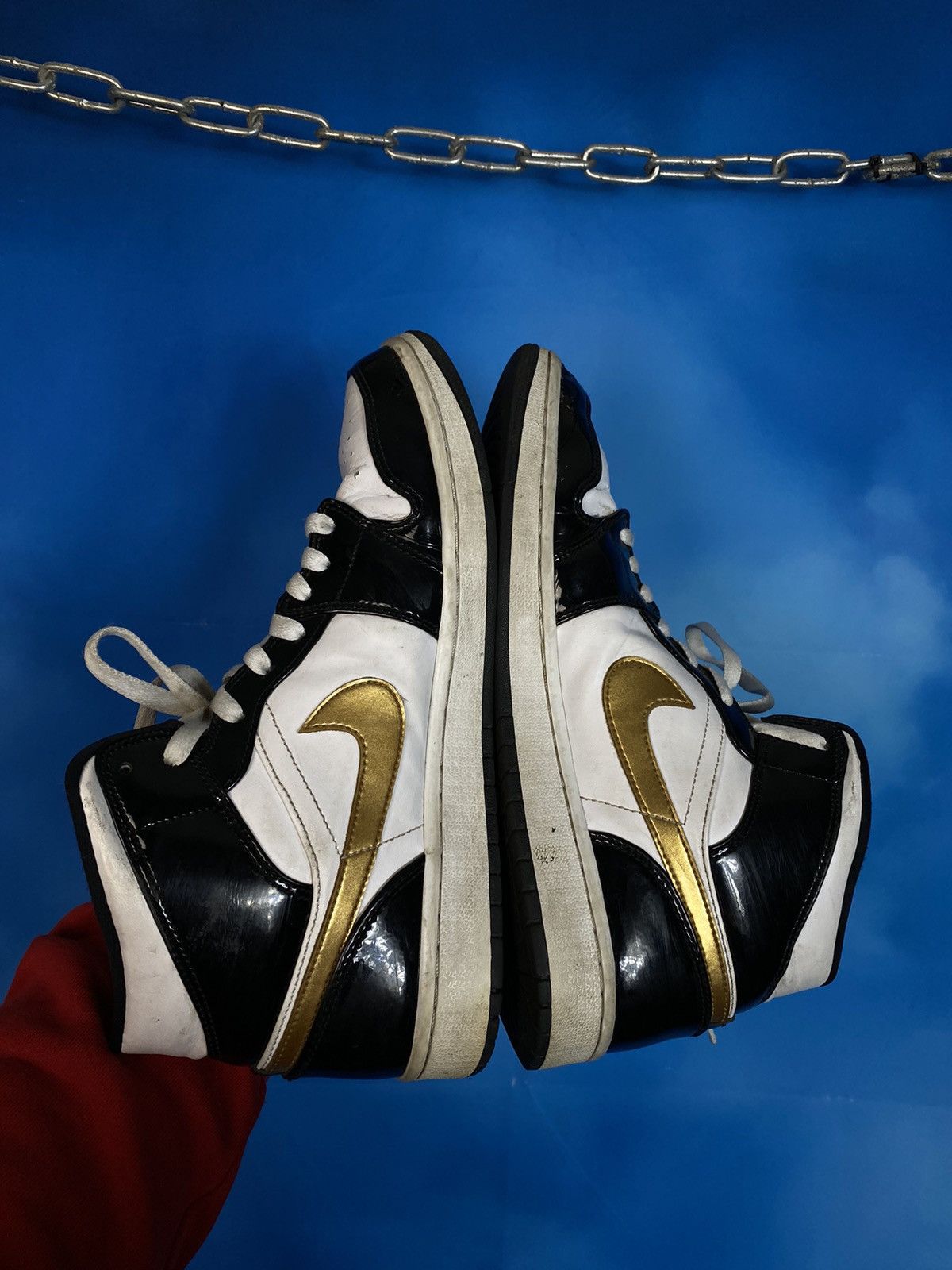 Nike ✨Nike Air Jordan Metallic 1 SE Gold Patent Black White Size US 9 / EU 42 - 8 Thumbnail