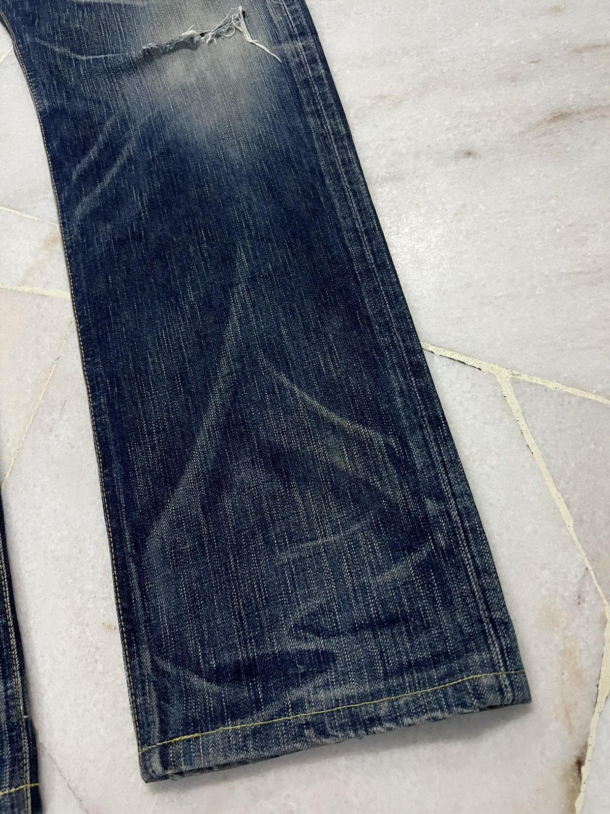 Edwin × Japanese Brand × Jean Edwin 503 Blue Trip Distress Jean Size US 31 - 4 Thumbnail