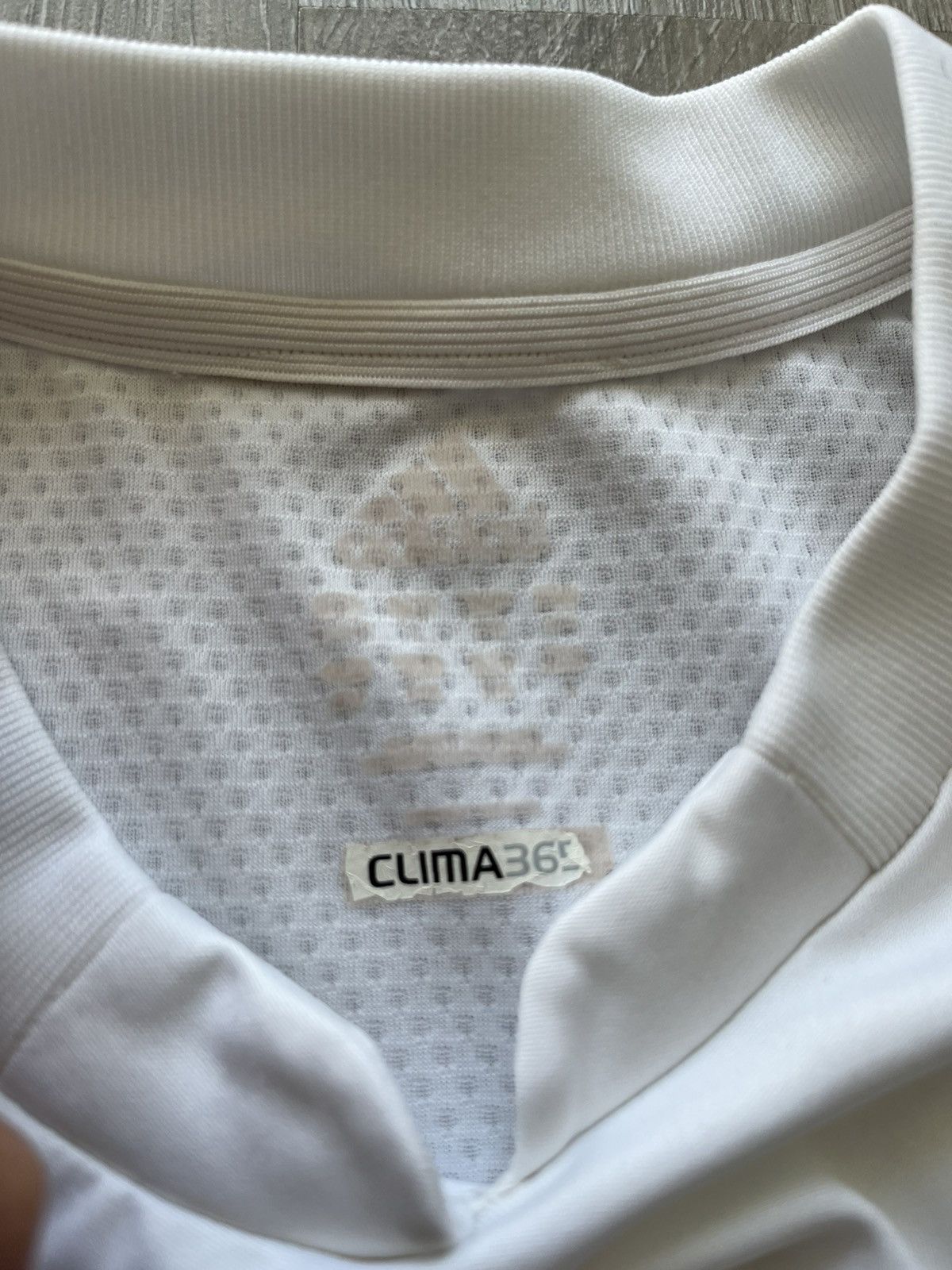 Adidas Vintage Adidas Liverpool Carlsberg Soccer Jersey T Shirt Tee Size US S / EU 44-46 / 1 - 8 Thumbnail
