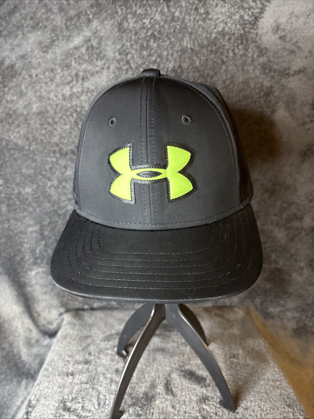 Other Under Armour Youth Heat Gear Black Green NFL Combine OS Size ONE SIZE - 1 Thumbnail
