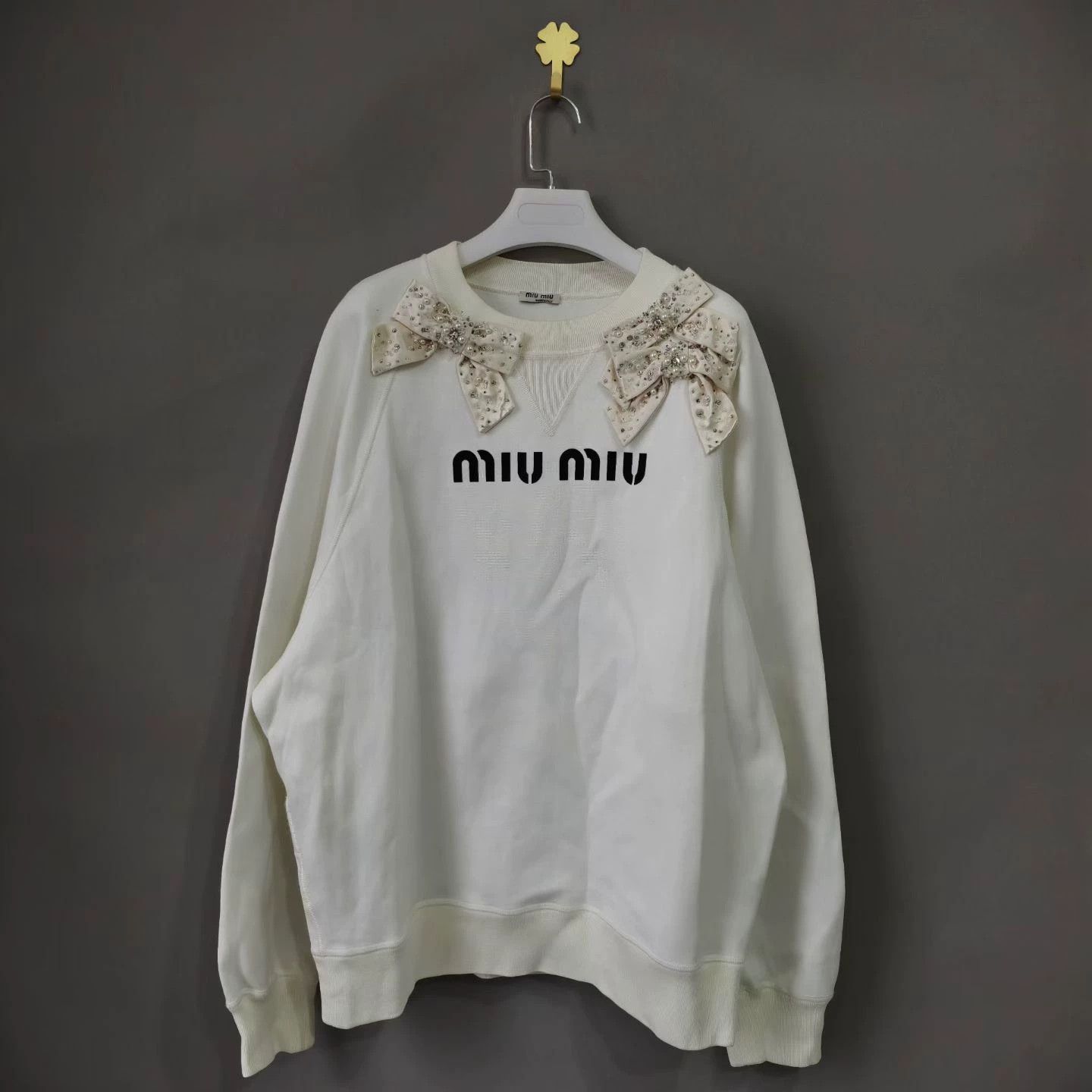 Miu Miu MIUMIU Bow Embroidered Logo Sweatshirt M Size M / US 6-8 / IT 42-44 - 1 Thumbnail