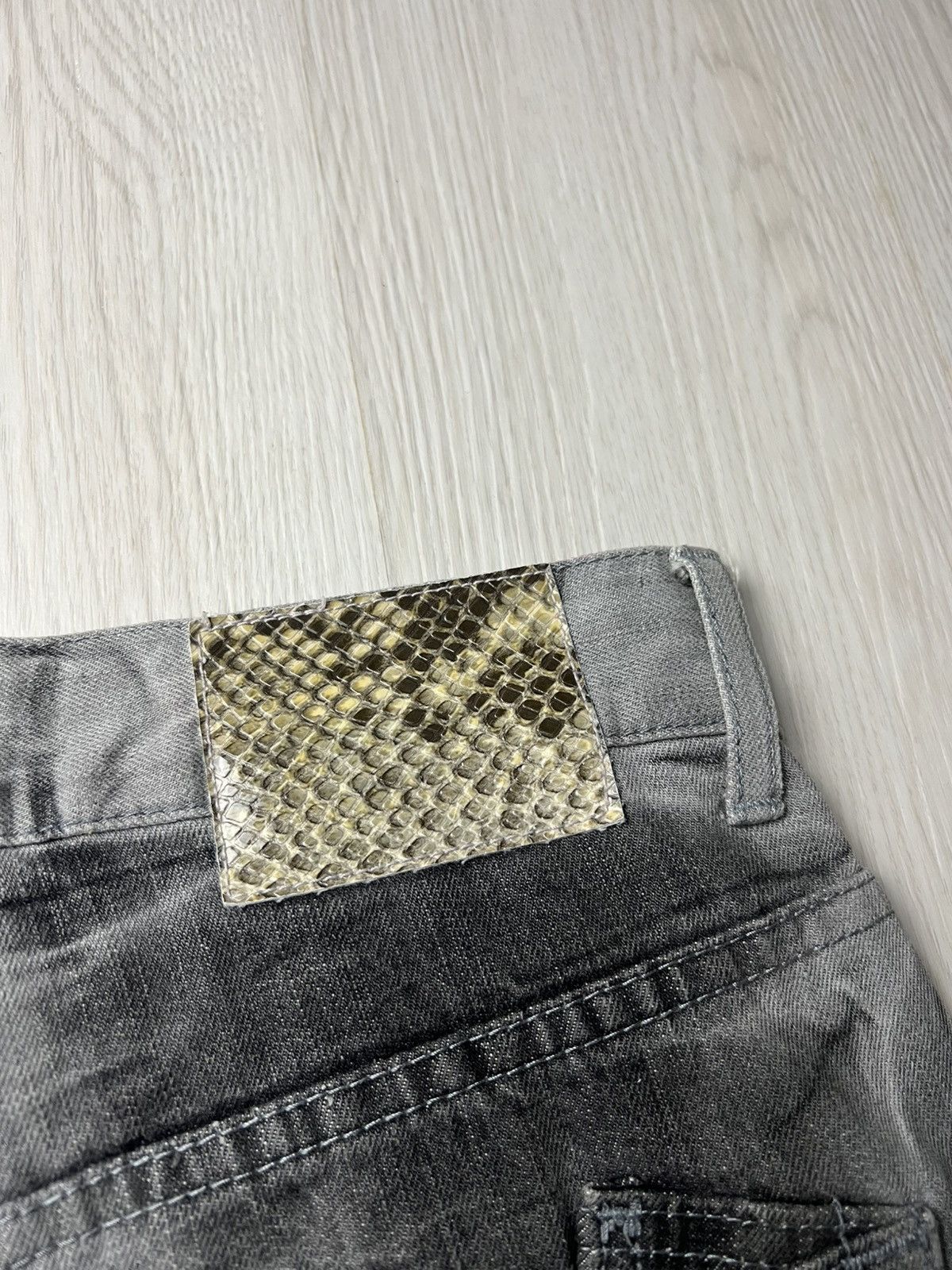 If Six Was Nine × Le Grande Bleu (L.G.B.) × Tornado Mart Semantic Design Spike Studded Mudwash Flared Denim Size US 31 - 7 Thumbnail