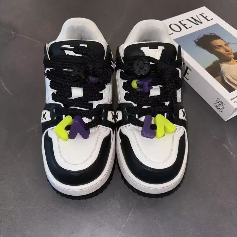 Louis Vuitton Sneakers 40.5 Size Second Hand-2507