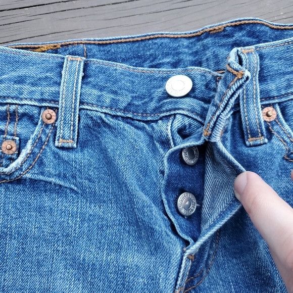 Levi's Levi's 501 Original Cutoff Superlow Low Rise Booty Shorts Size 24" / US 00 / IT 34 - 6 Thumbnail