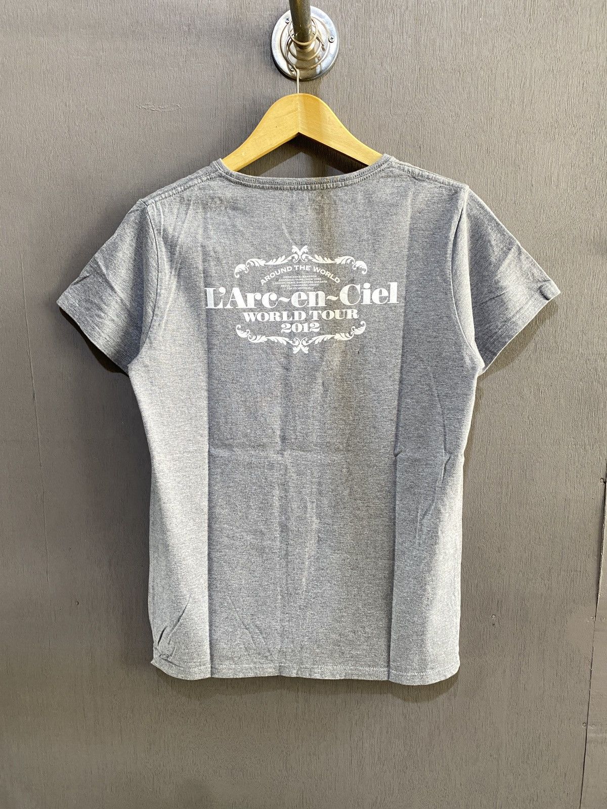 Band Tees L’Arc En Ciel World Tour 2012 Japanese Band Size US M / EU 48-50 / 2 - 4 Thumbnail