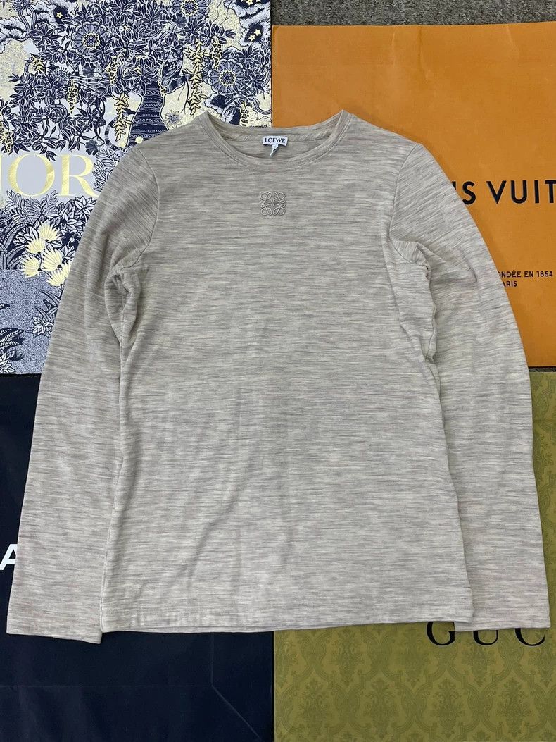 Loewe LOEWE Amaranth logo embroidered slim base shirt Size L / US 10 / IT 46 - 1 Thumbnail