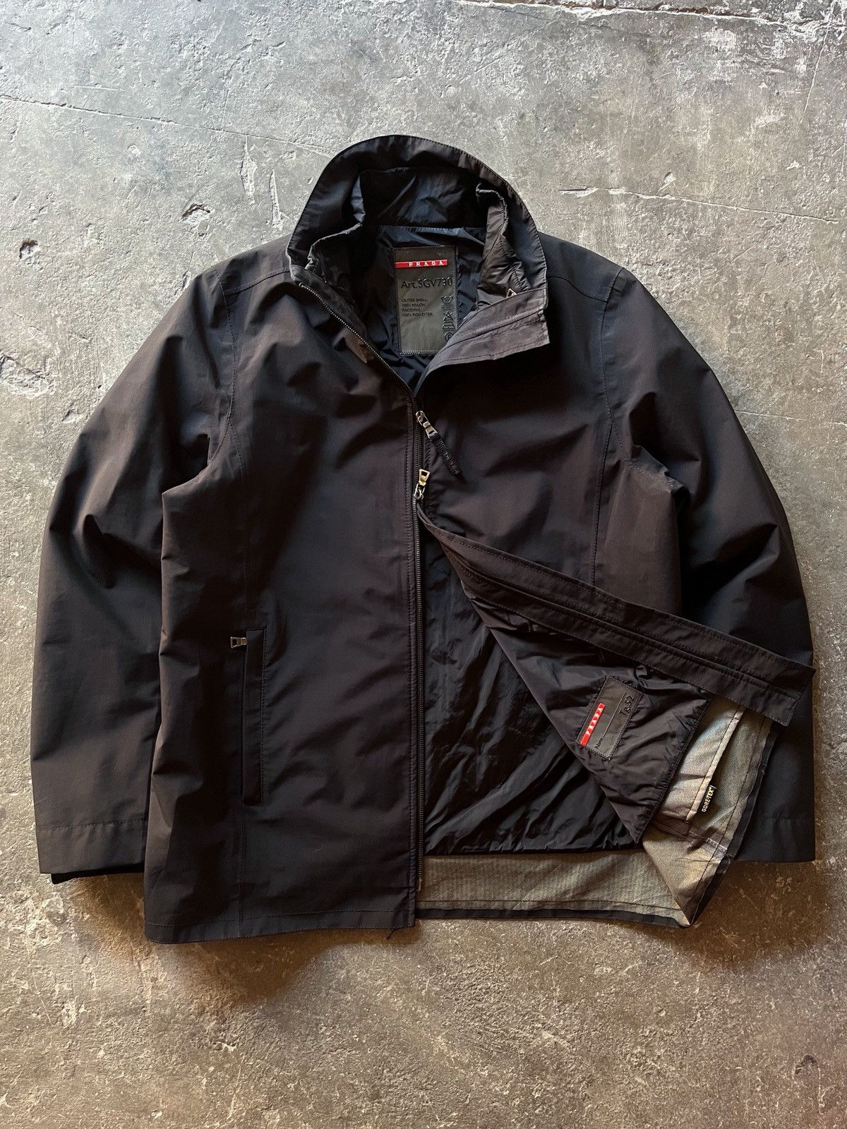 Prada Prada goretex double layer parka Size US L / EU 52-54 / 3 - 4 Thumbnail