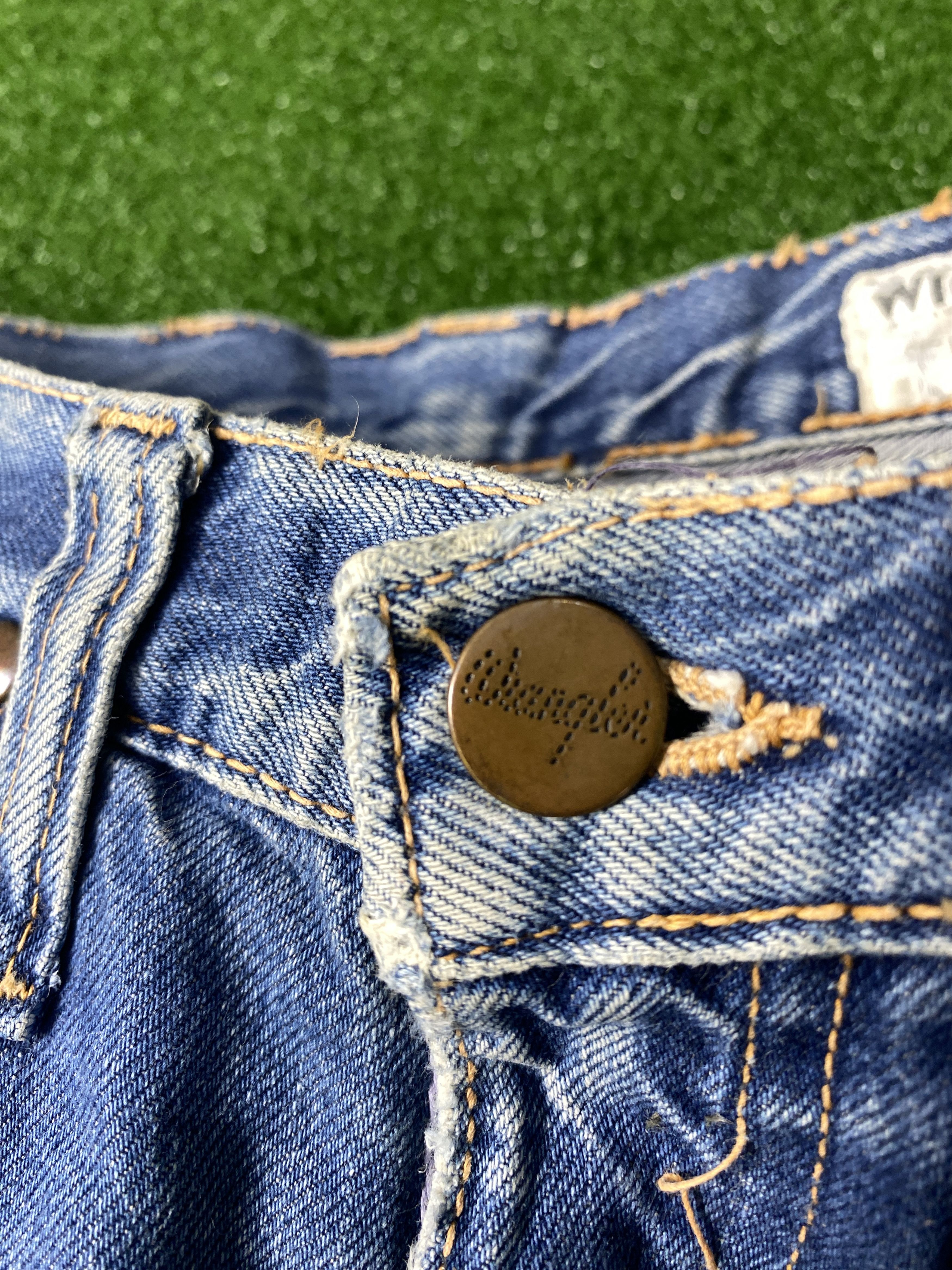 Vintage Vintage Wrangler Faded Blue Jeans CP0074 Size US 28 / EU 44 - 3 Thumbnail