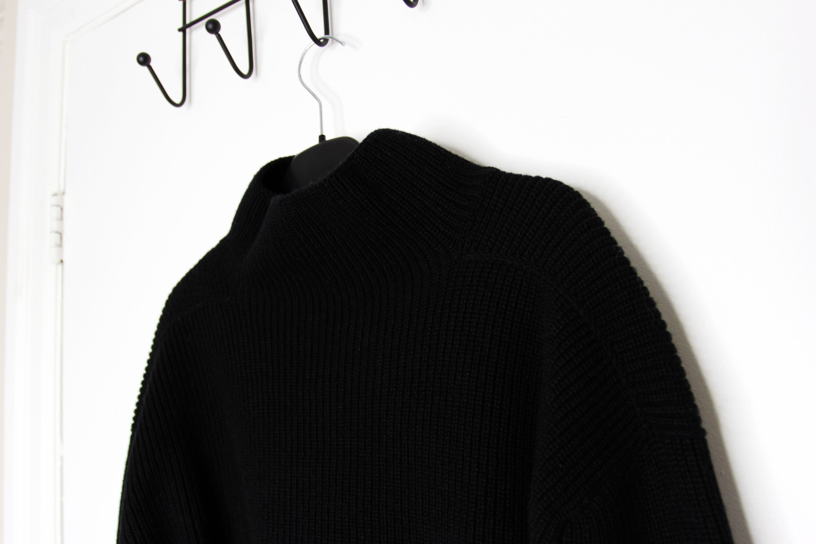 Rick Owens BNWT AW24 RICK OWENS "PORTERVILLE" FISHERMAN TABARD KNIT M Size US M / EU 48-50 / 2 - 6 Thumbnail